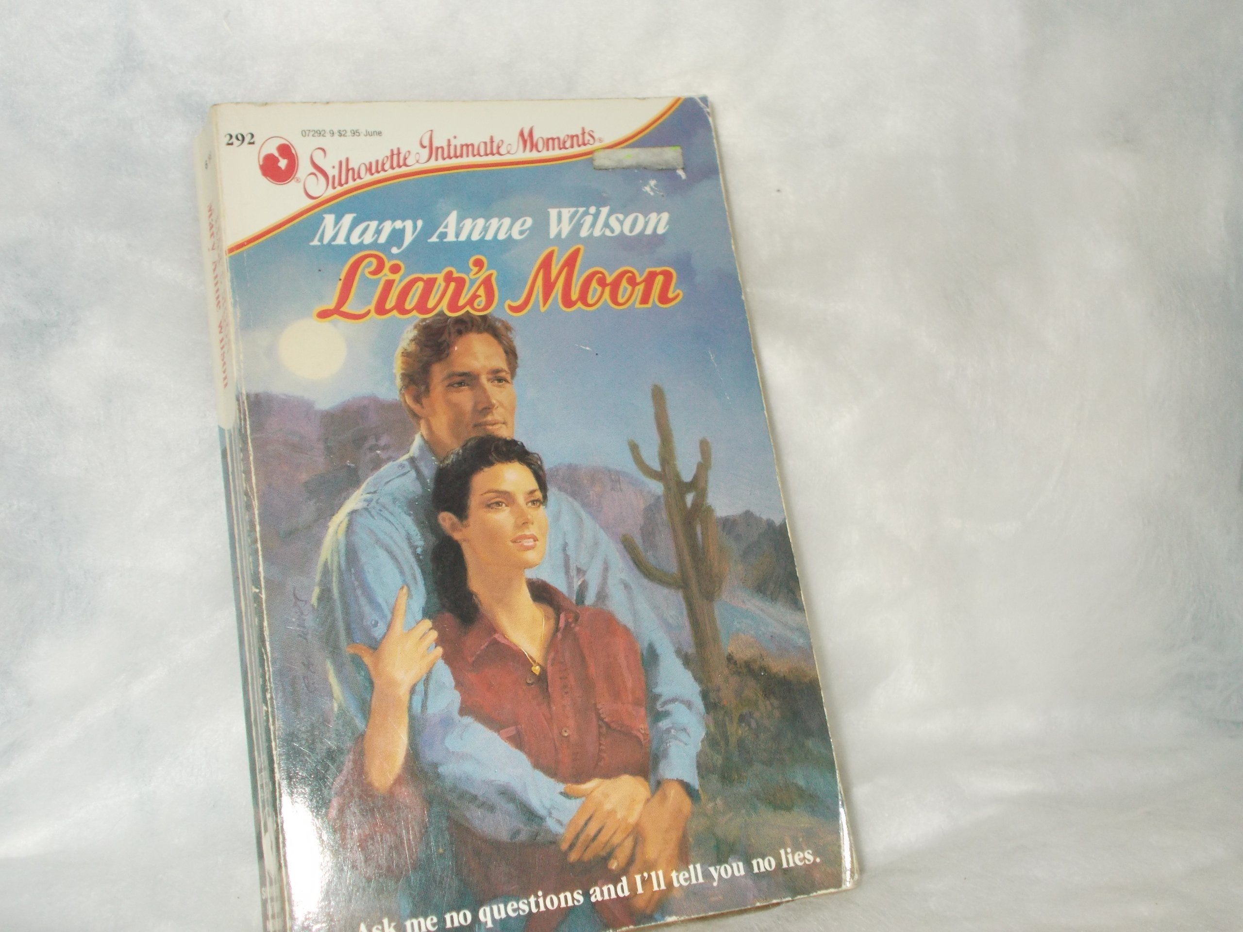 Liar's Moon (Harlequin Intimate Moments, Band 292) Contemporary Romance
