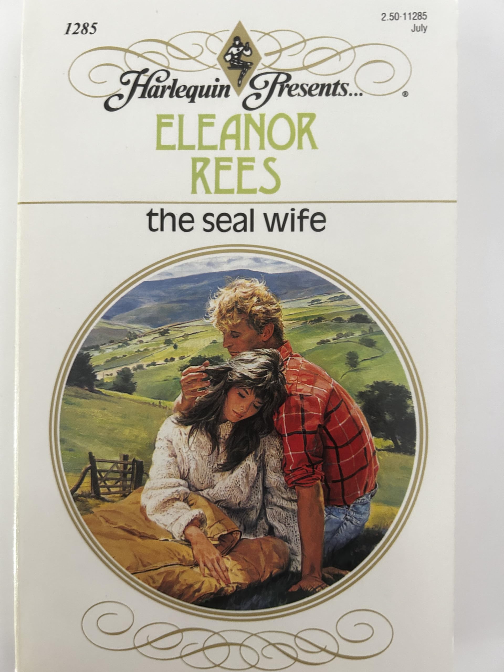 The Seal Wife (Harlequin Presents, Band 1285) Books