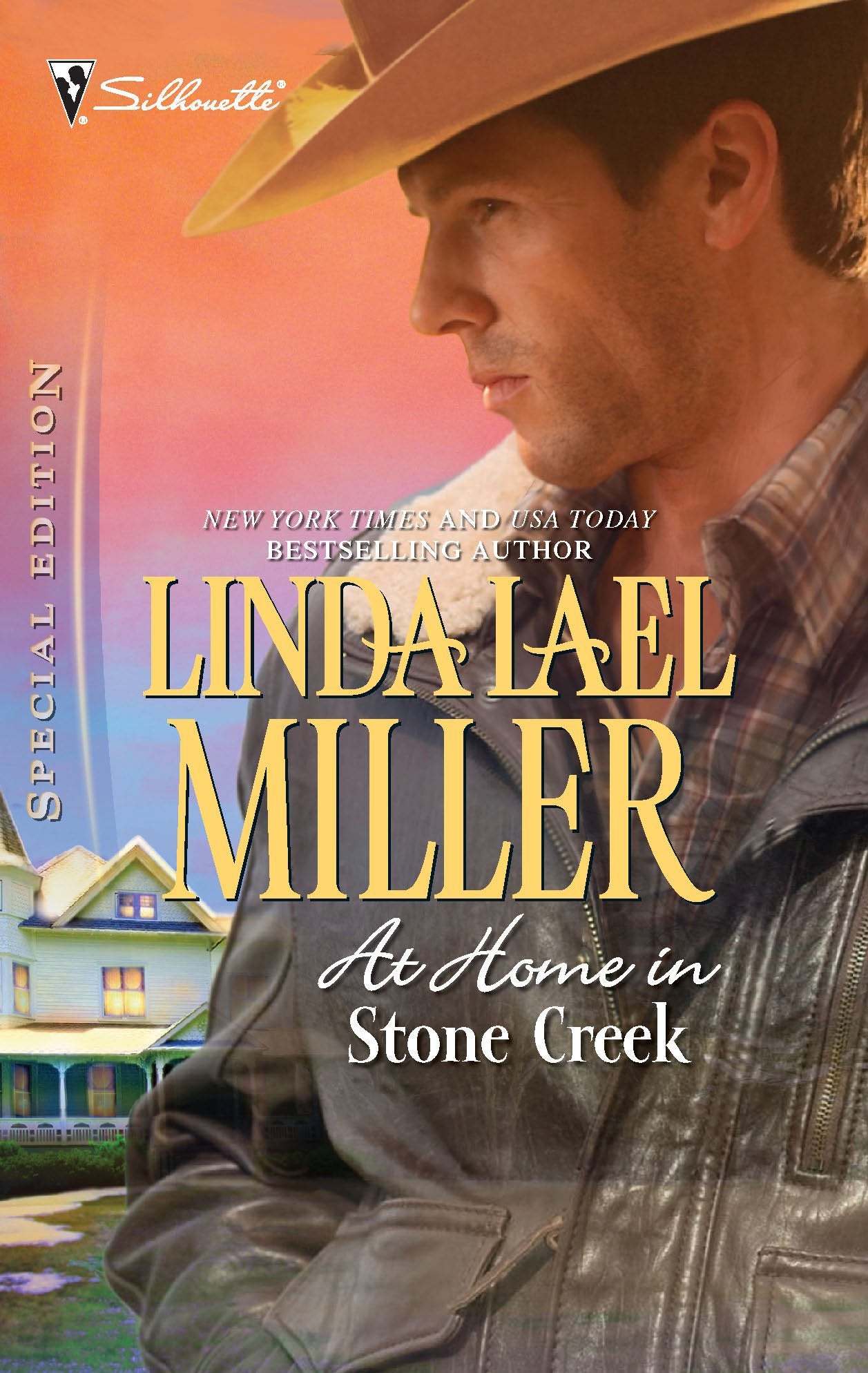 At Home in Stone Creek (A Stone Creek Novel, 6, Band 2005) Social Sciences