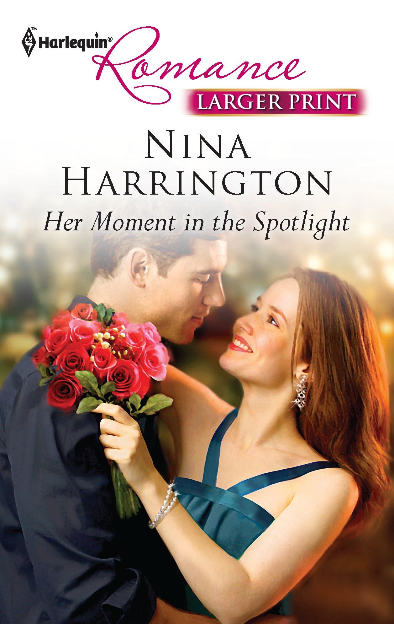 Her Moment in the Spotlight (Larger Print Harlequin Romance, Band 4248) Contemporary Romance