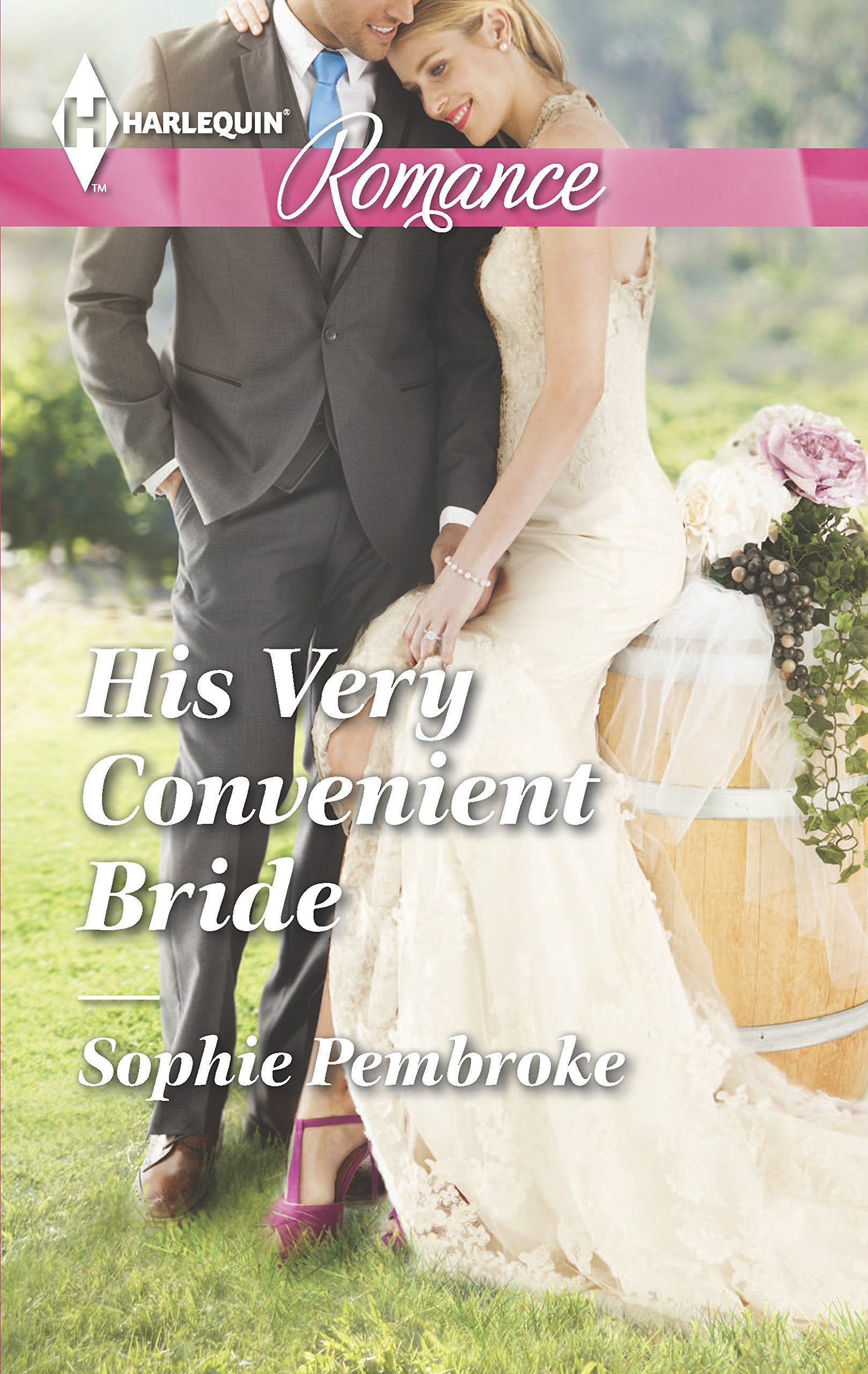 His Very Convenient Bride (Harlequin Romance, Band 4456) Contemporary literature