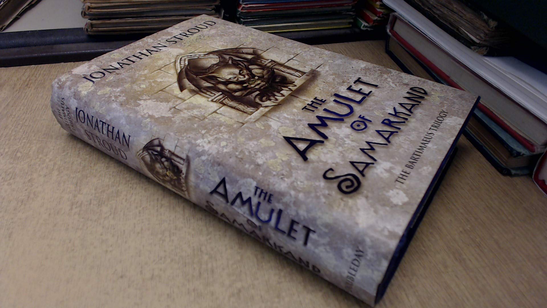 Product Image: The Amulet Of Samarkand (The Bartimaeus Sequence, Band 5)