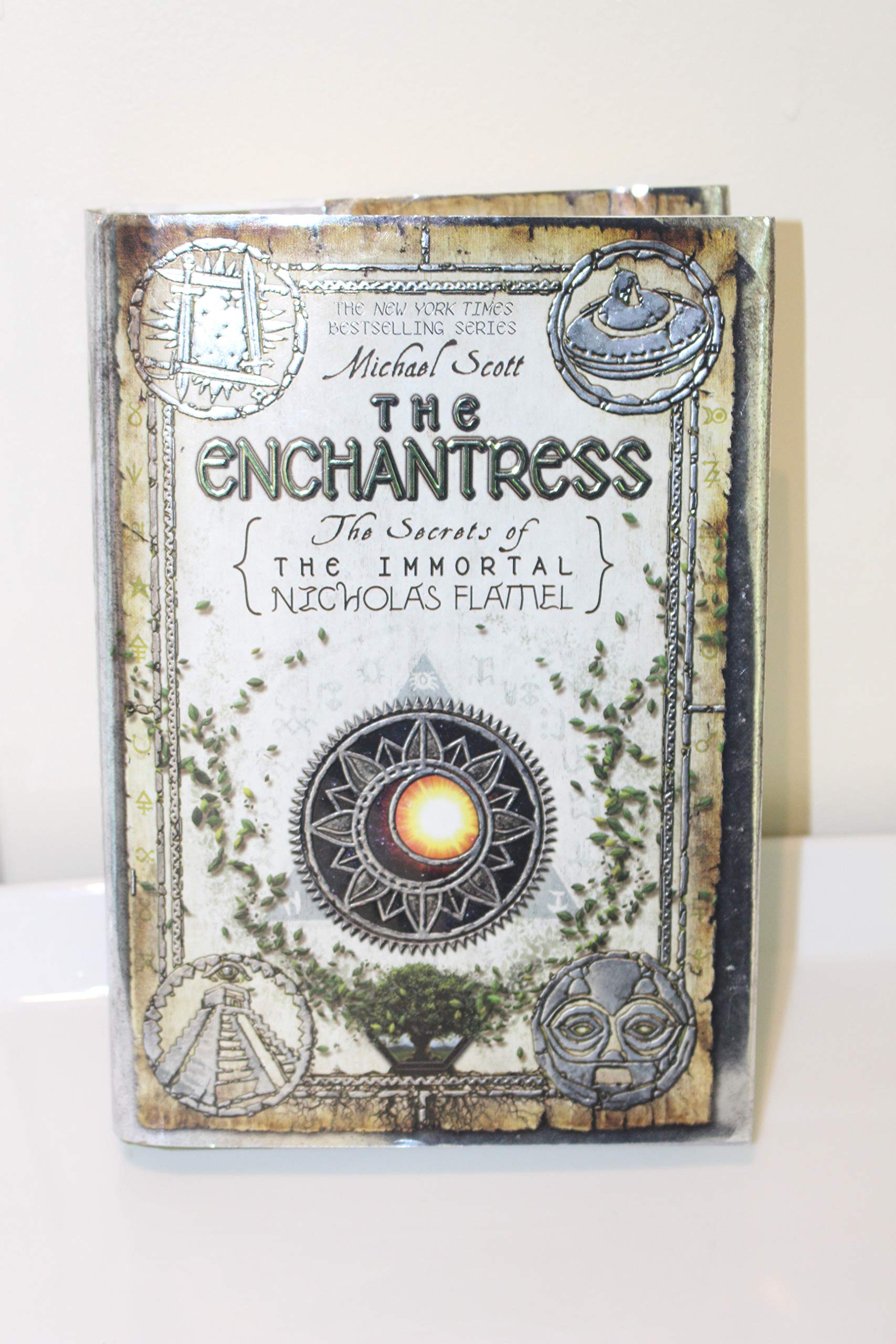 The Enchantress (Secrets of the Immortal Nicholas Flamel, 6, Band 6) Fiction