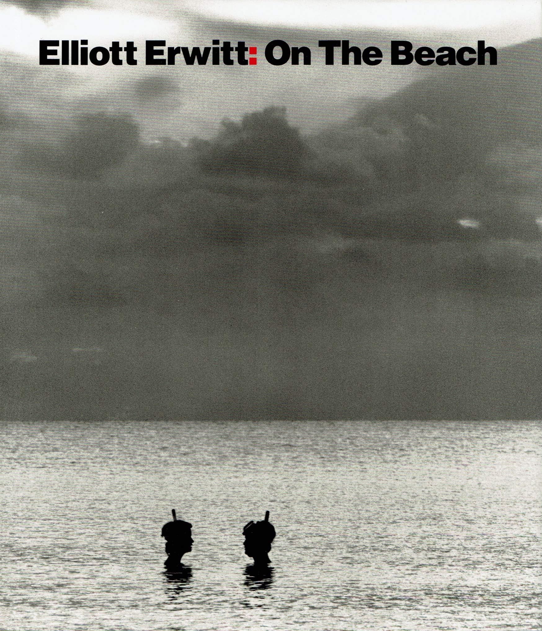 Elliott Erwitt: On the Beach Travel