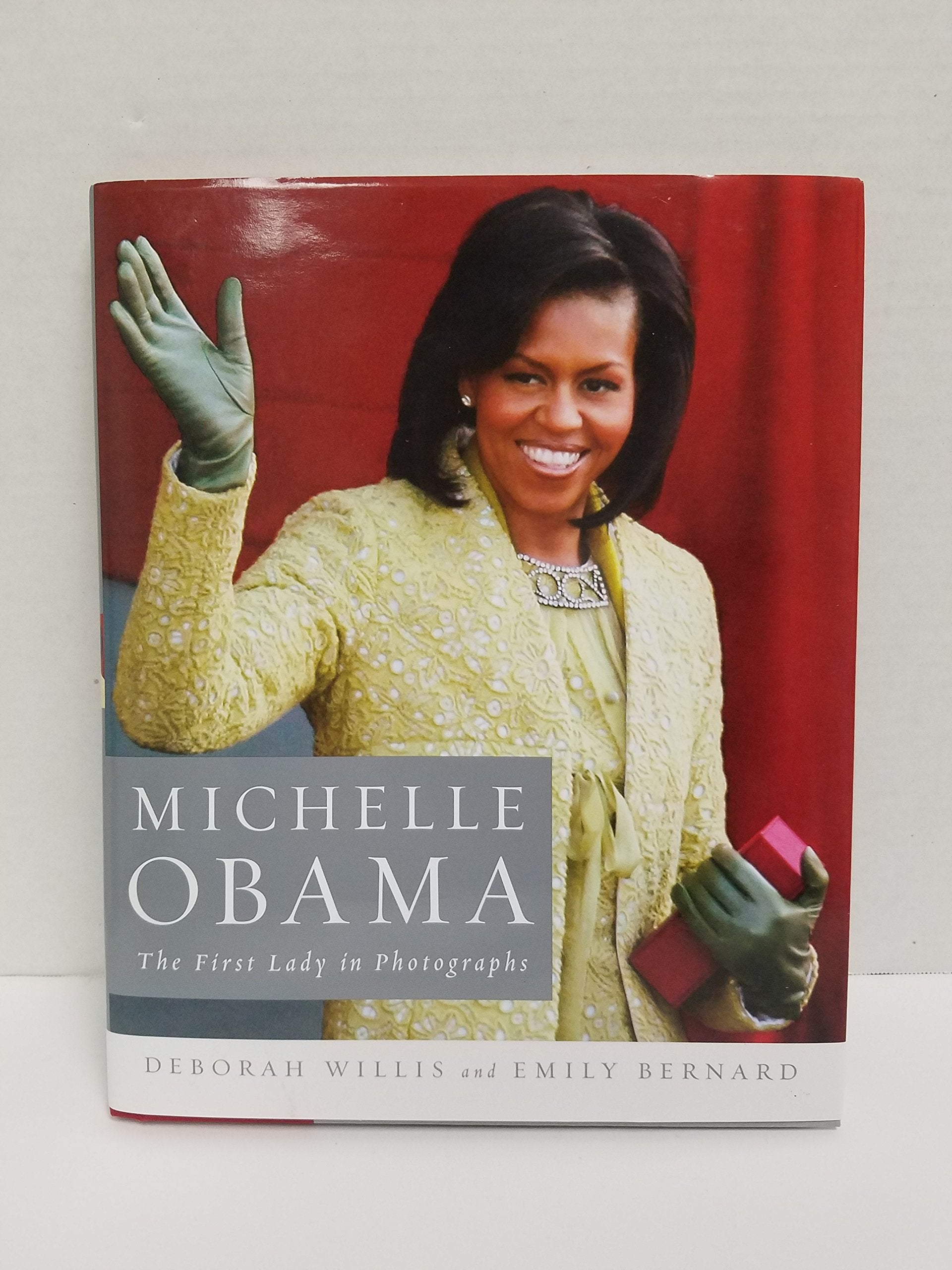Michelle Obama: The First Lady in Photographs book