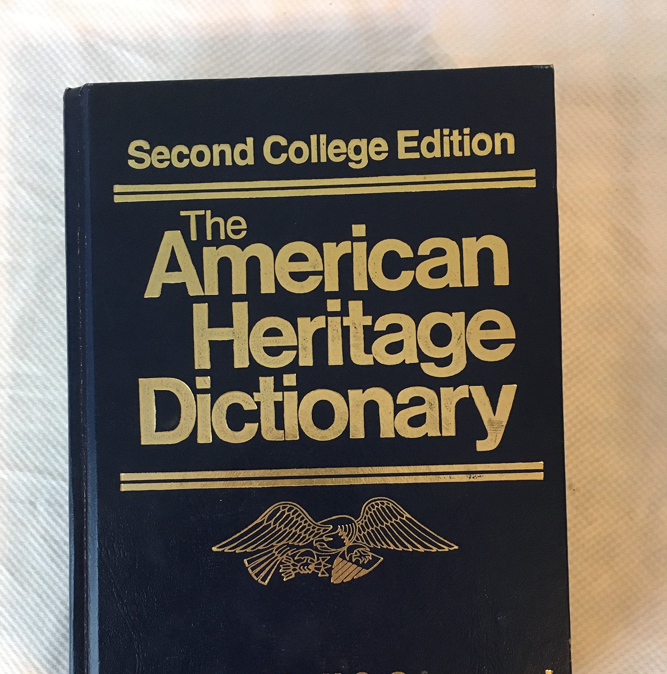 Deluxe Reference Desk Set: The "American Heritage" Dictionary - Second College Edition and Roget's II - The New Thesaurus Expanded Edition General education