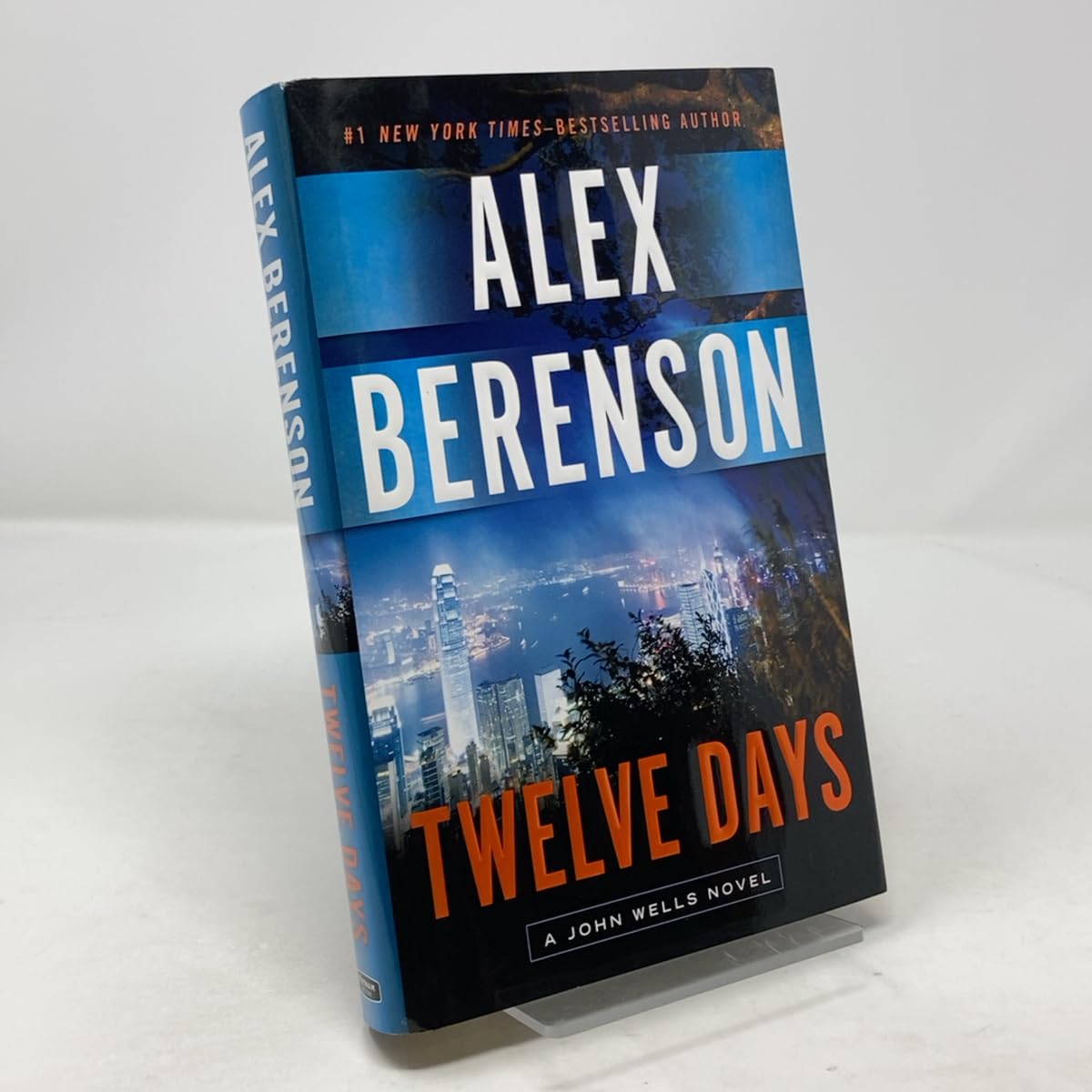Twelve Days (John Wells) Suspense & Thrillers