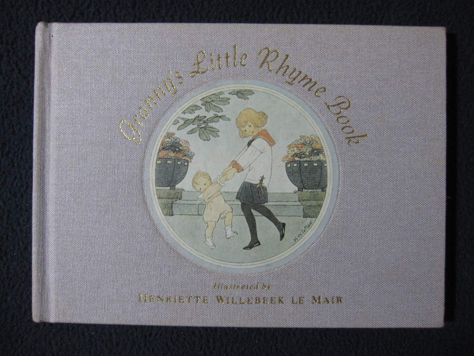 Granny's Little Rhyme Book: A Collection of Favorite Nursery Rhymes Books