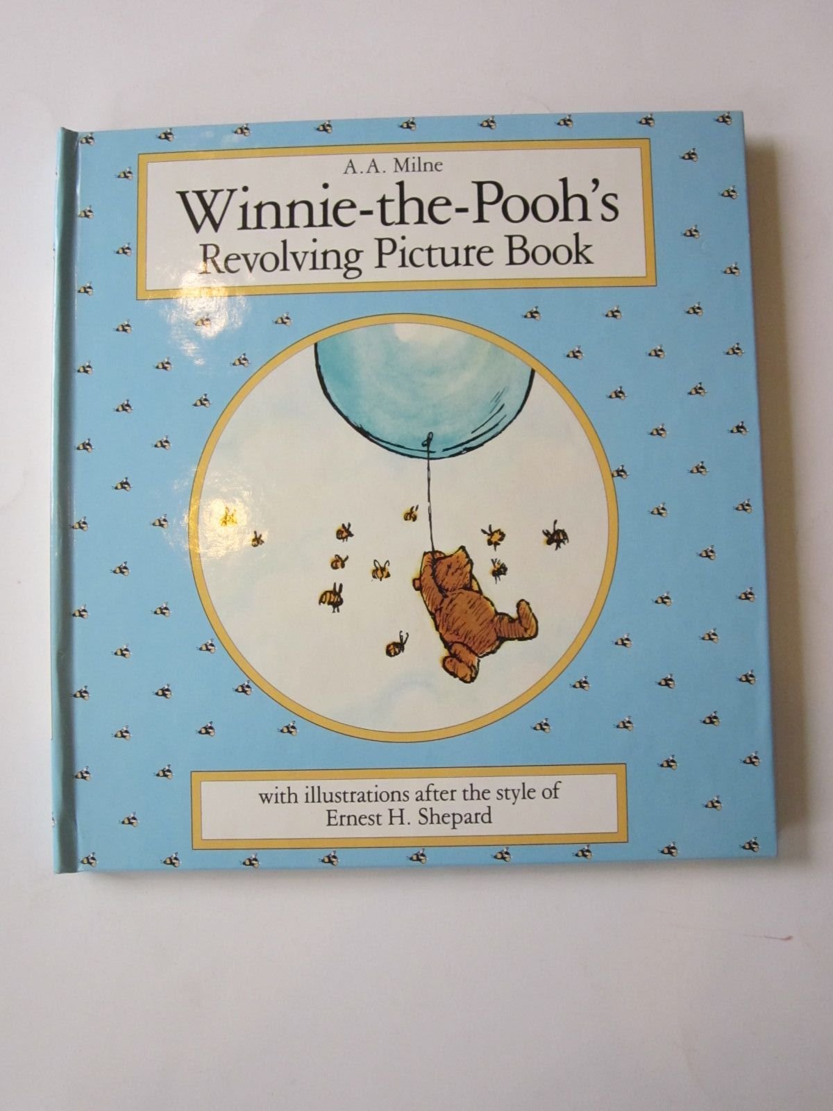 Winnie the Pooh Revolving Picture Book Novels & Short Stories