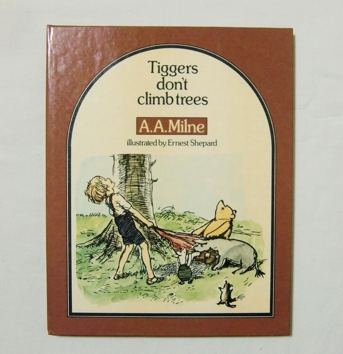 Tiggers Don't Climb Trees (Piglet Books) Novels & Short Stories