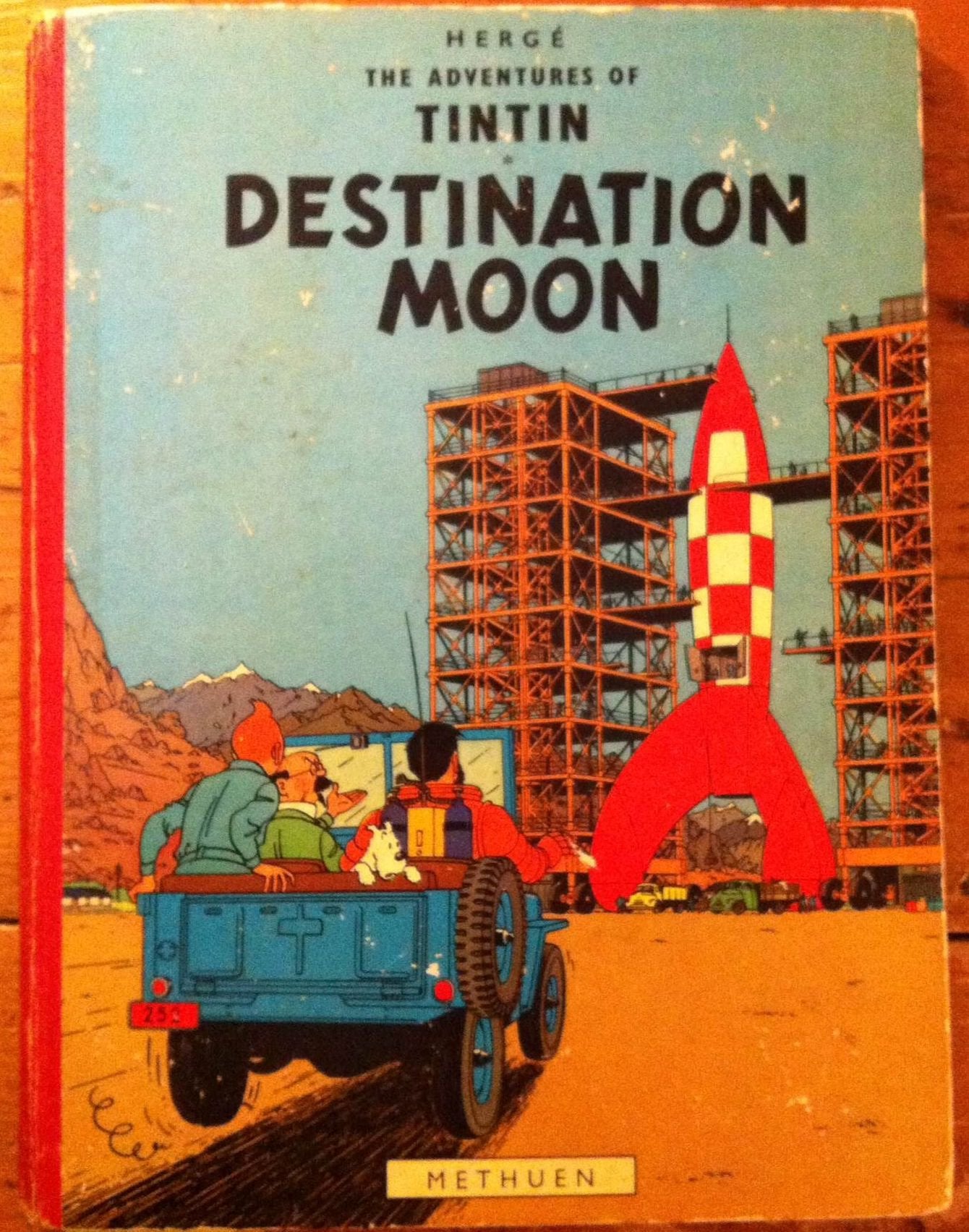 On a Marche Sur la Lune (Les Aventures Du Tintin) Manga