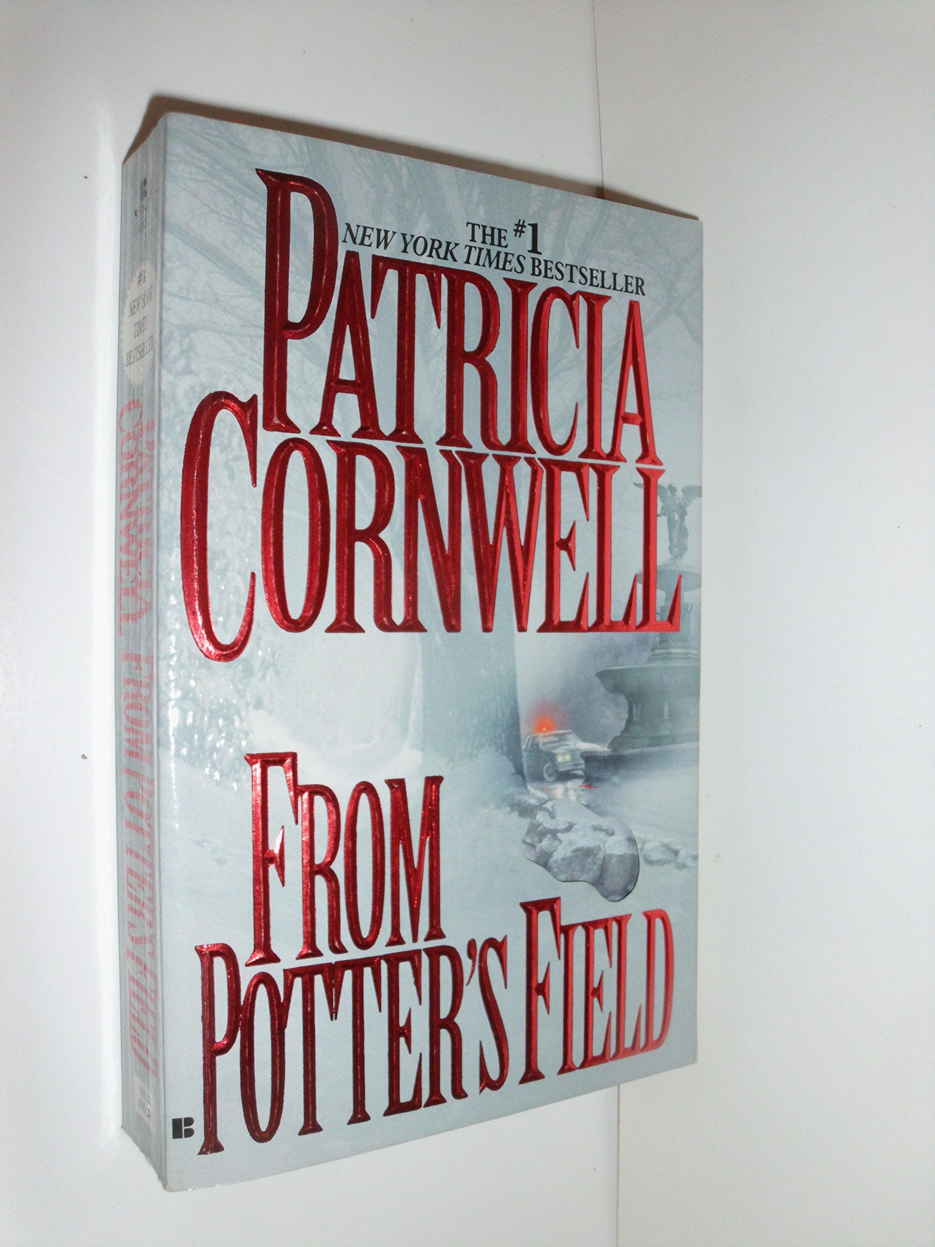 From Potter's Field (Kay Scarpetta, Band 6) Contemporary literature