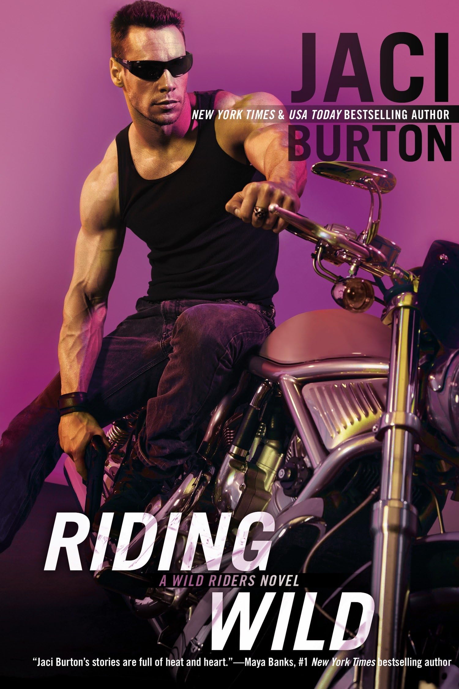 Riding Wild (A Wild Riders Novel, Band 1) Contemporary literature