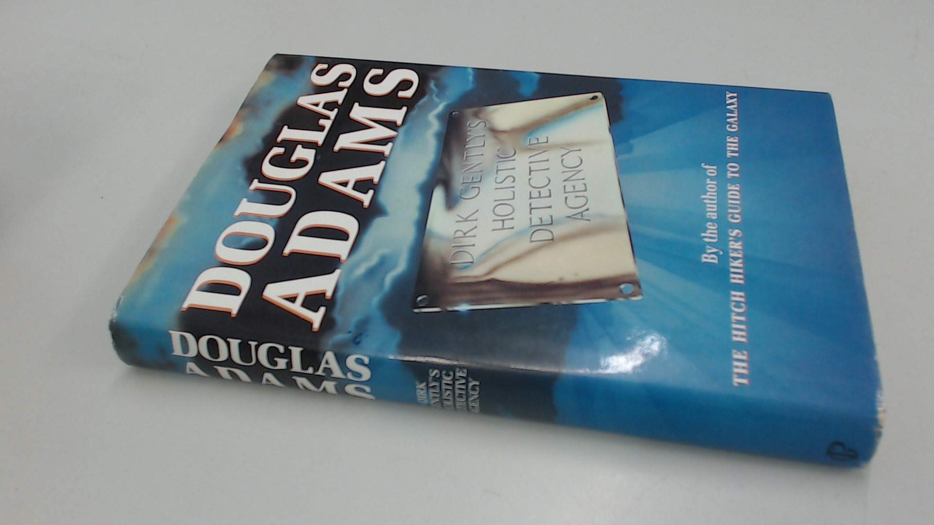 Dirk Gently's Holistic Detective Agency Fantasy & Sci-Fi
