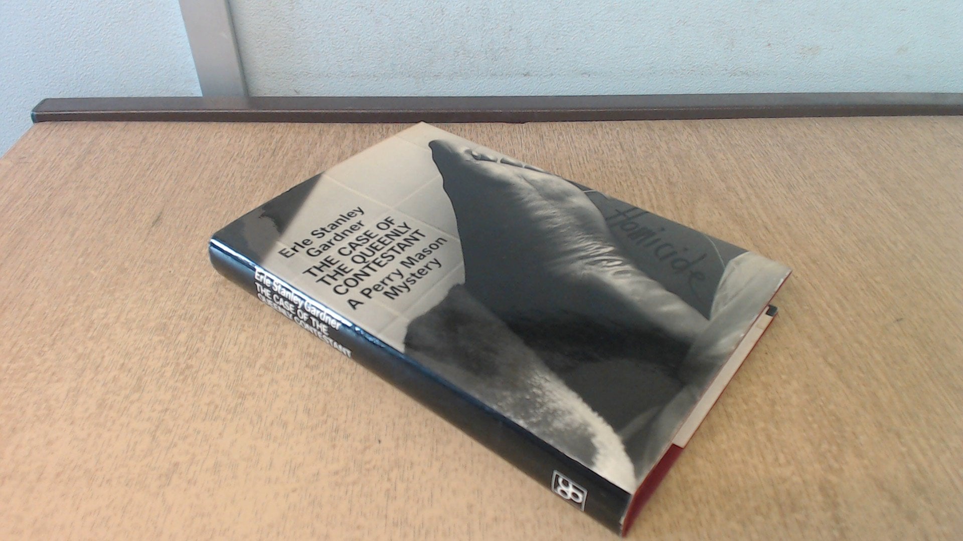 Case of the Queenly Contestant Books