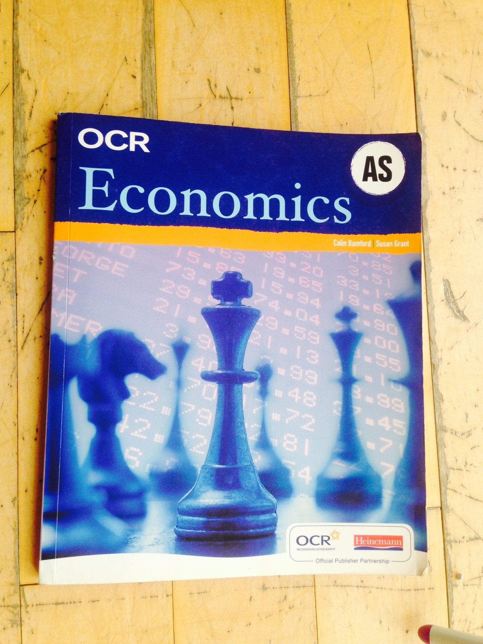 OCR A Level Economics Student Book (AS) (OCR GCE Economics) Business, Finance & Career