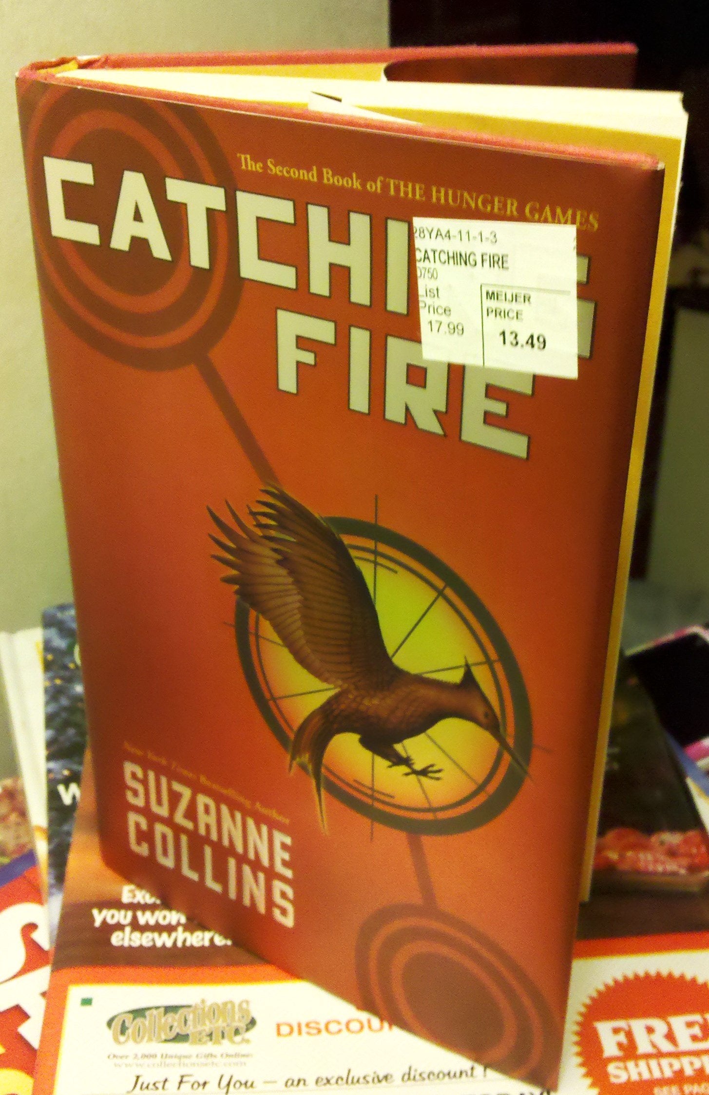 Catching Fire (Hunger Games, Book Two) Fiction books for children