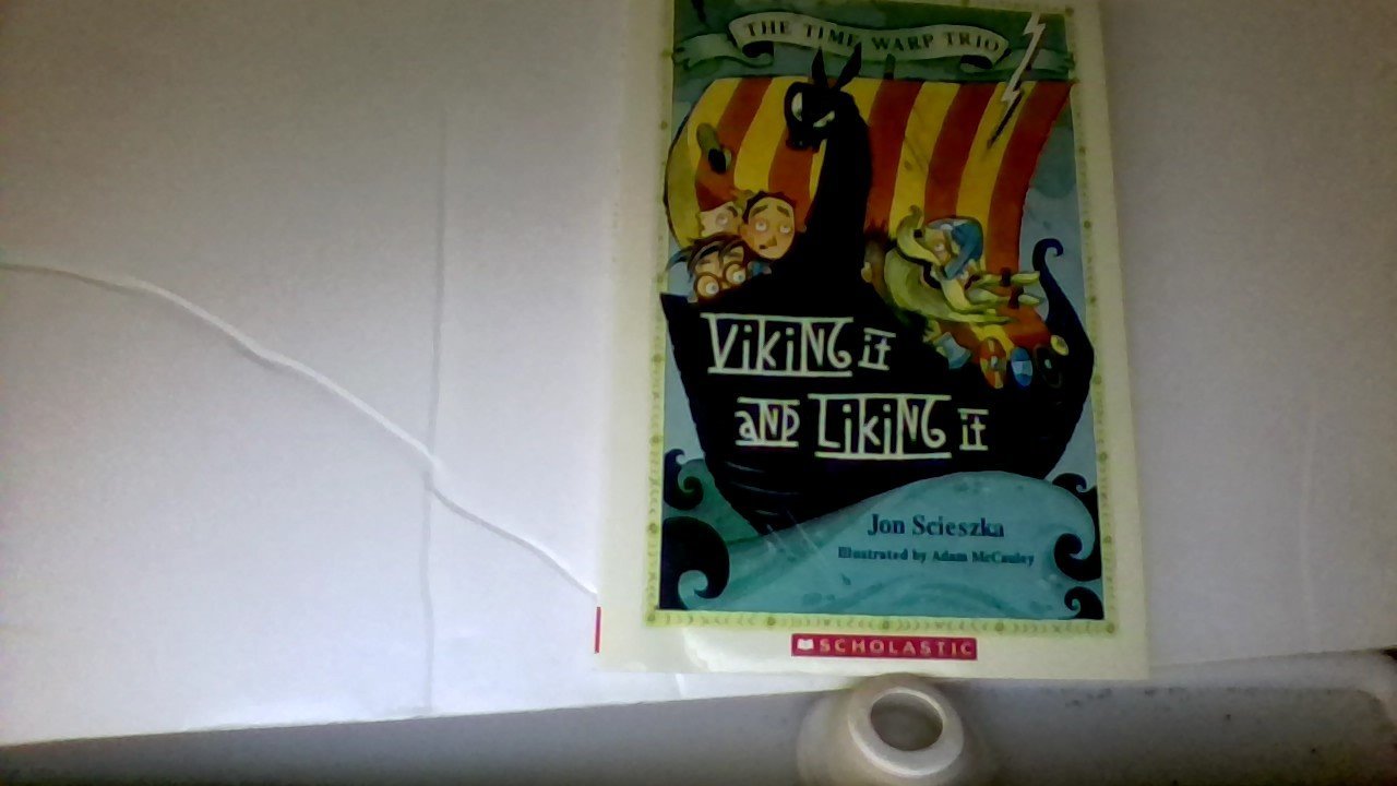 Viking it and Liking it (The Time Warp Trio) Books