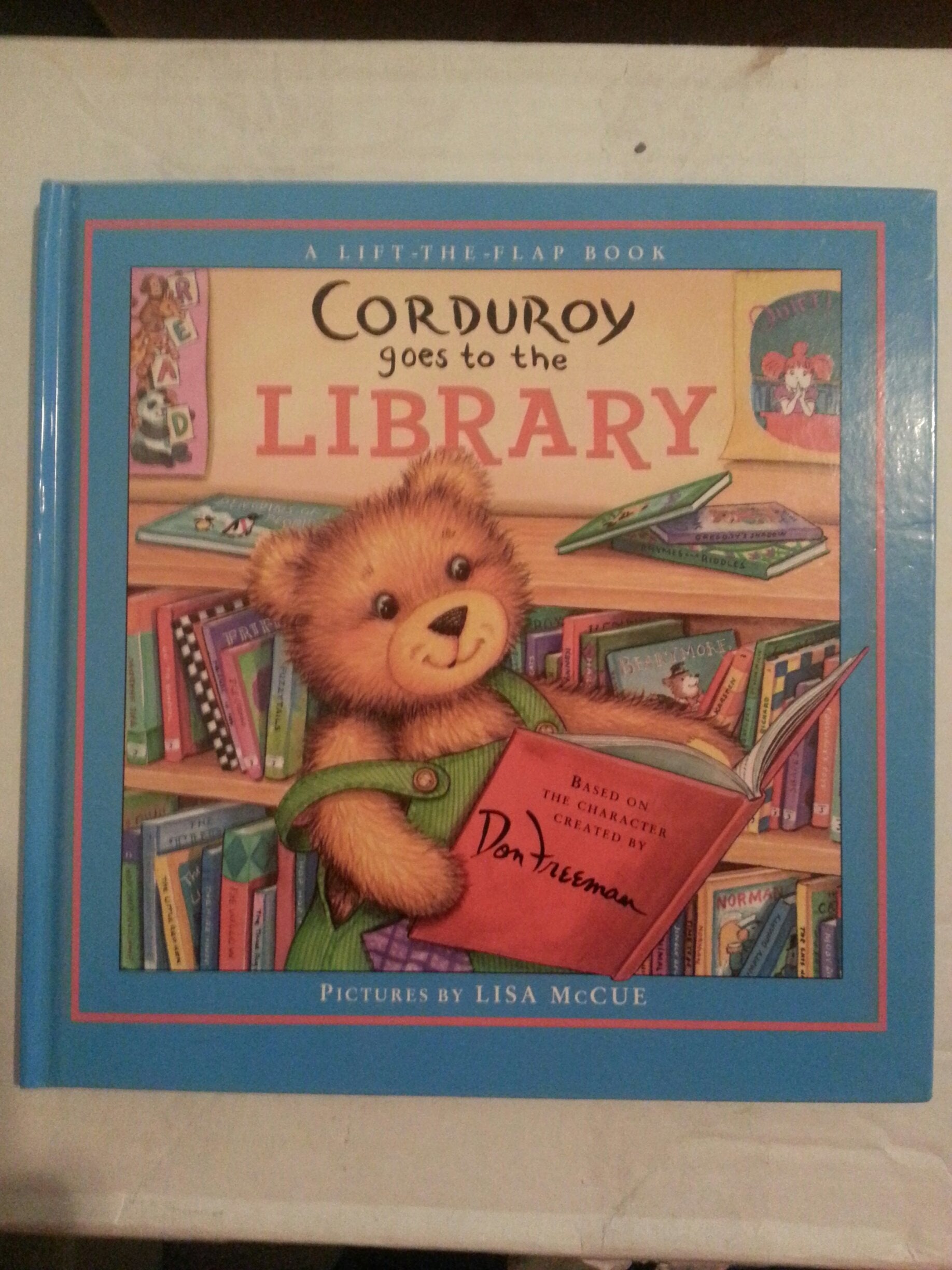 Corduroy Goes to the Library (A-lift-the-flap-book) Books