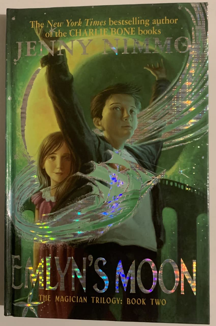Emlyn's Moon (The Magician Trilogy, 2, Band 2) Fairy Tales & Legends