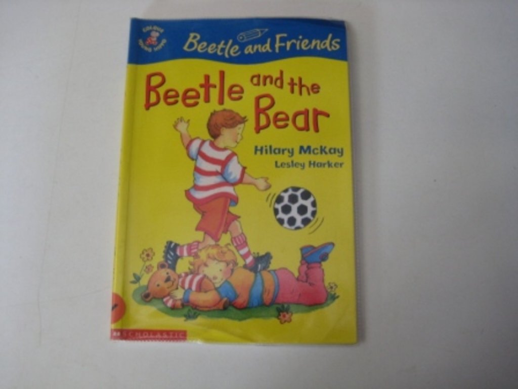 Beetle and the Big Tree (Colour Young Hippo: Beetle & Friends) Novels & Short Stories