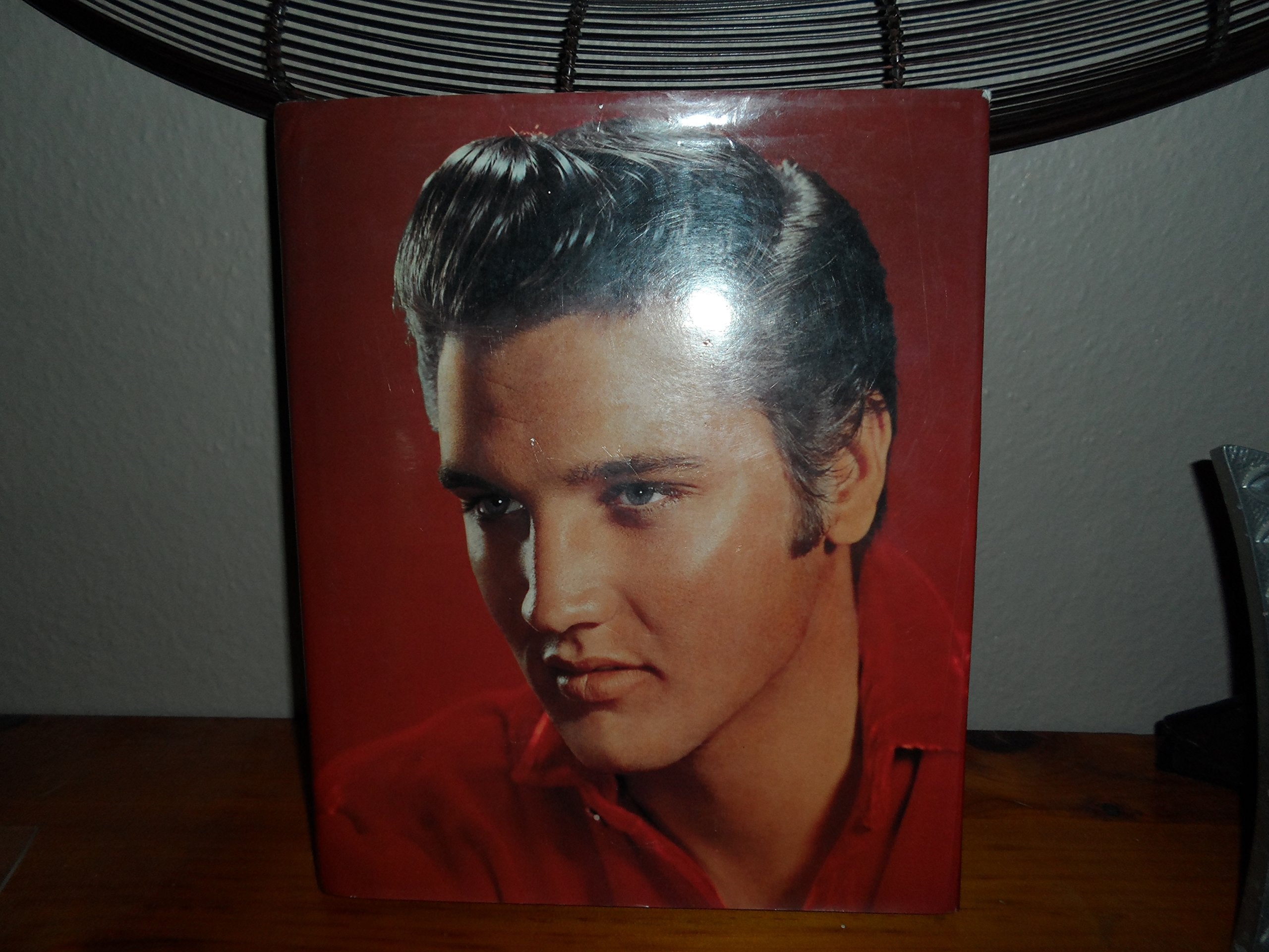 Elvis: A Celebration in Pictures Pop culture