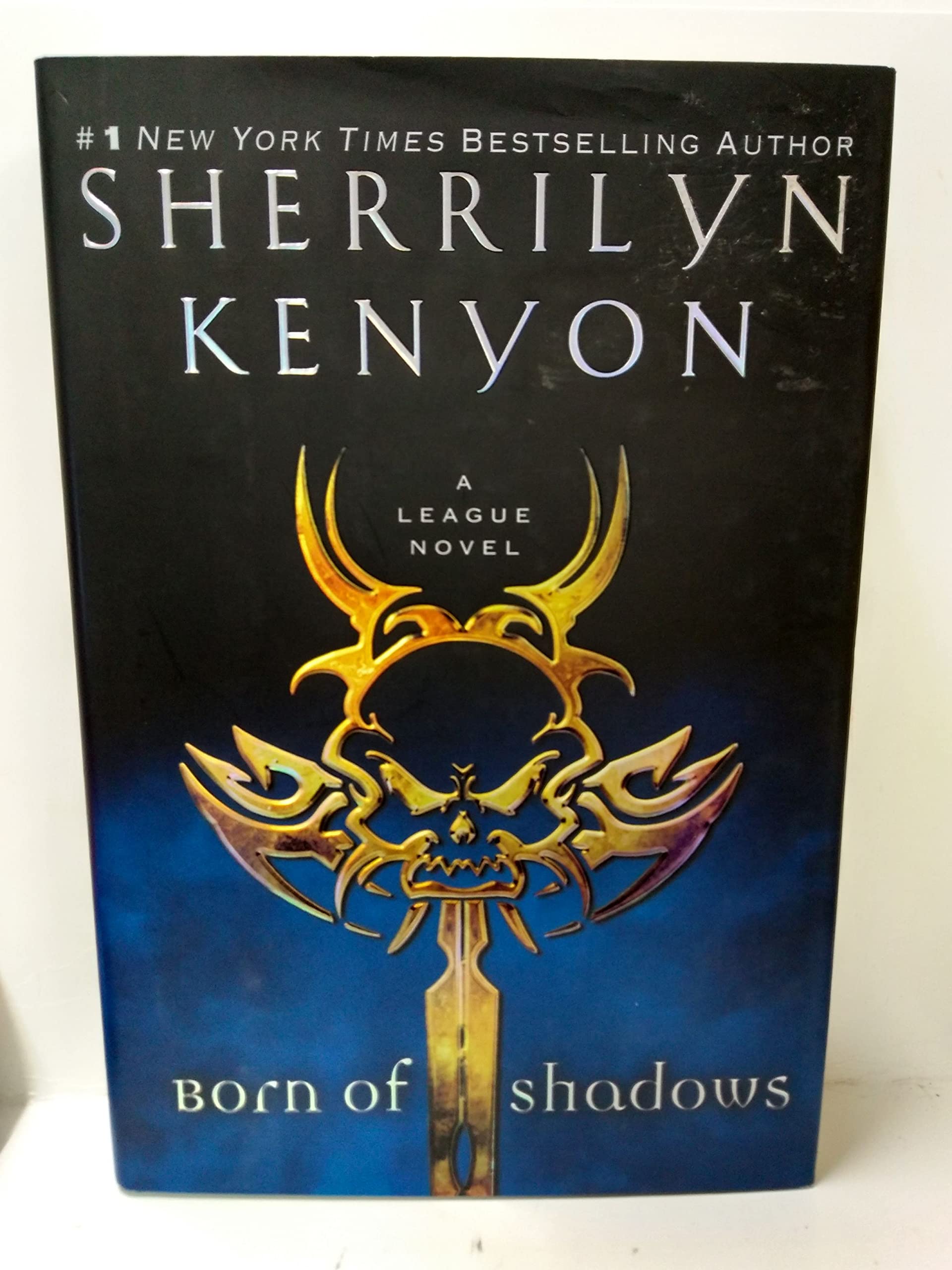 Born of Shadows (The League, 4, Band 4) Urban Fantasy