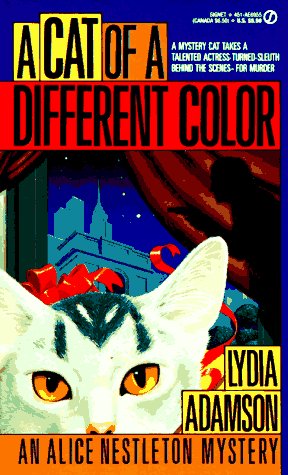A Cat of a Different Color: An Alice Nestleton Mystery (Signet) Contemporary literature