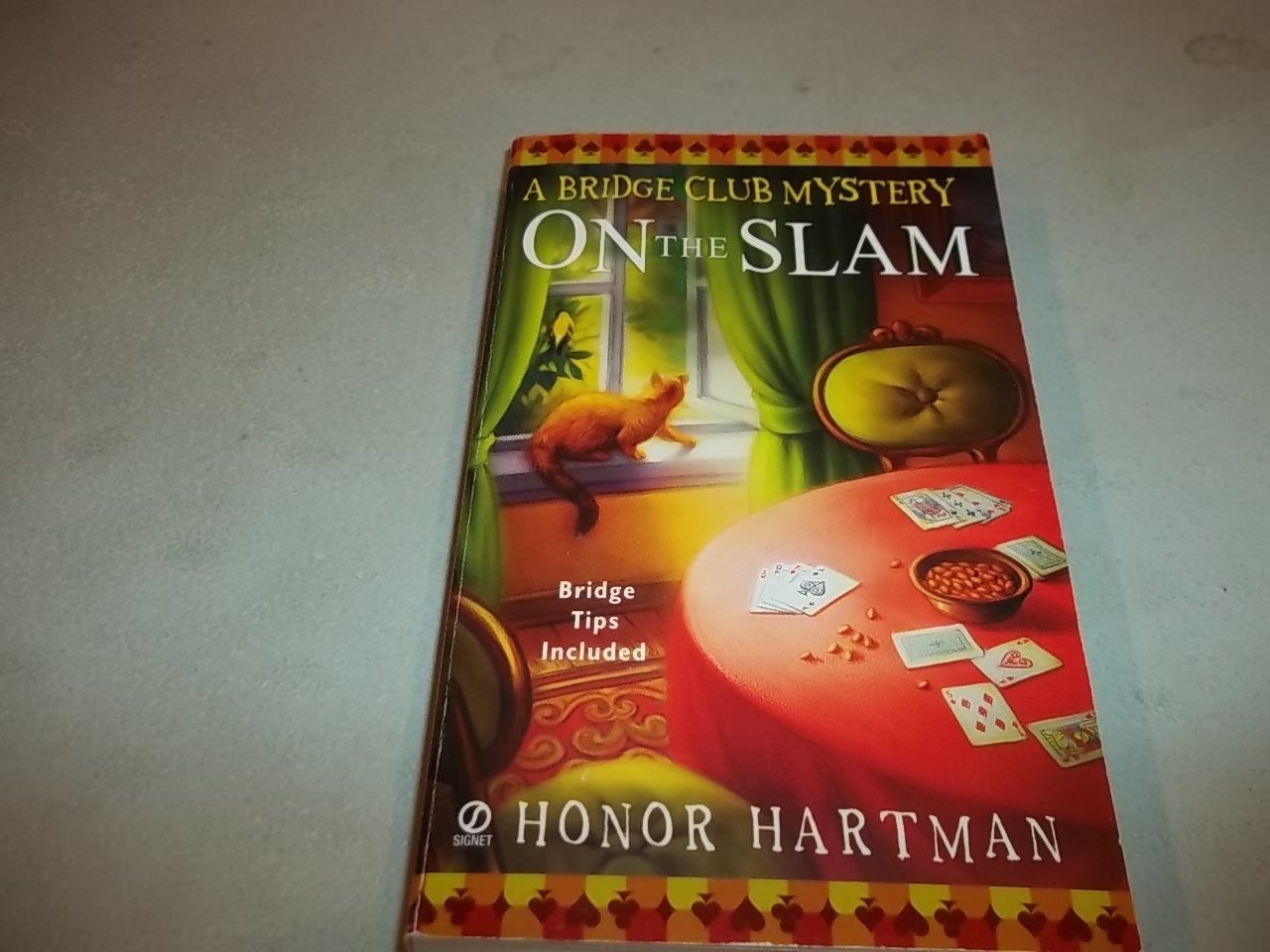 On the Slam (Bridge Club Mysteries) Contemporary literature