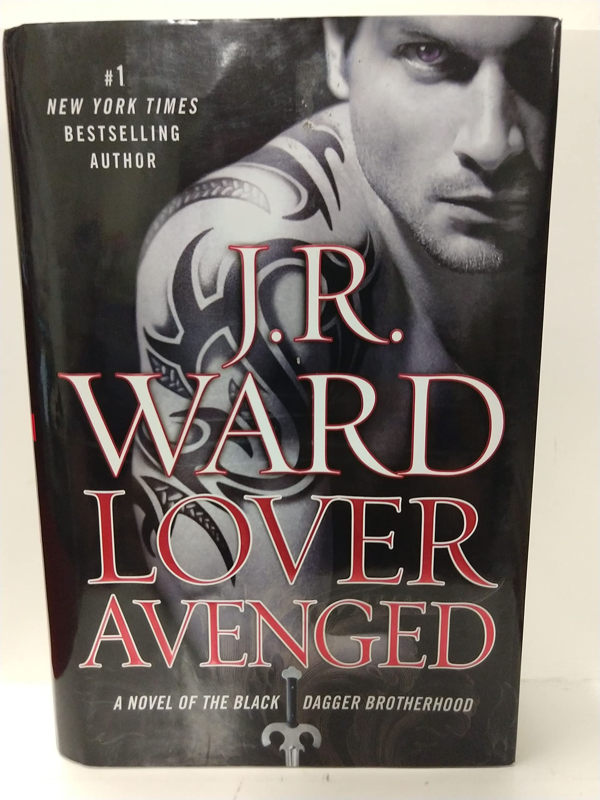 Lover Avenged: A Novel of the Black Dagger Brotherhood Vampires & Bit-Lit