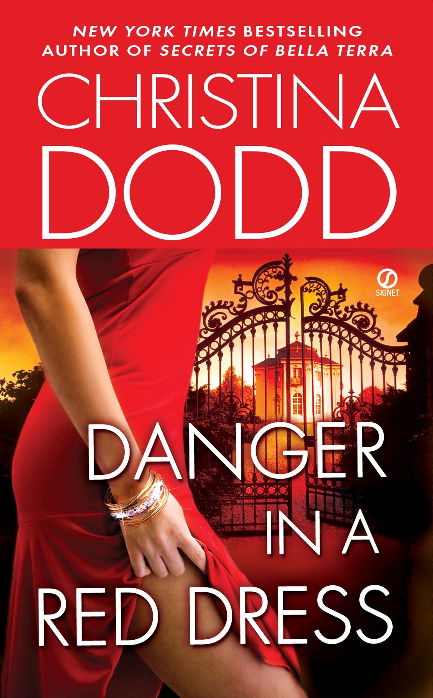 Danger in a Red Dress (The Fortune Hunter Books, Band 4) Contemporary literature