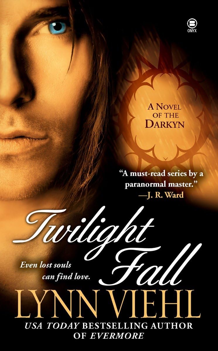 Twilight Fall: A Novel of the Darkyn Contemporary literature