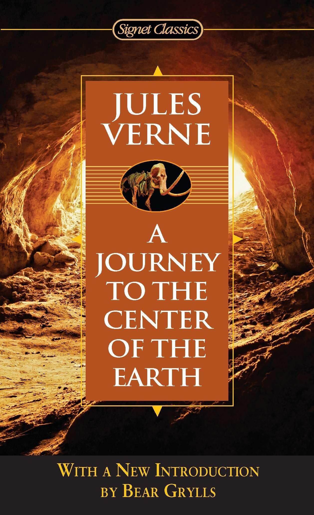 Journey to the Center of the Earth (Extraordinary Voyages) Classics