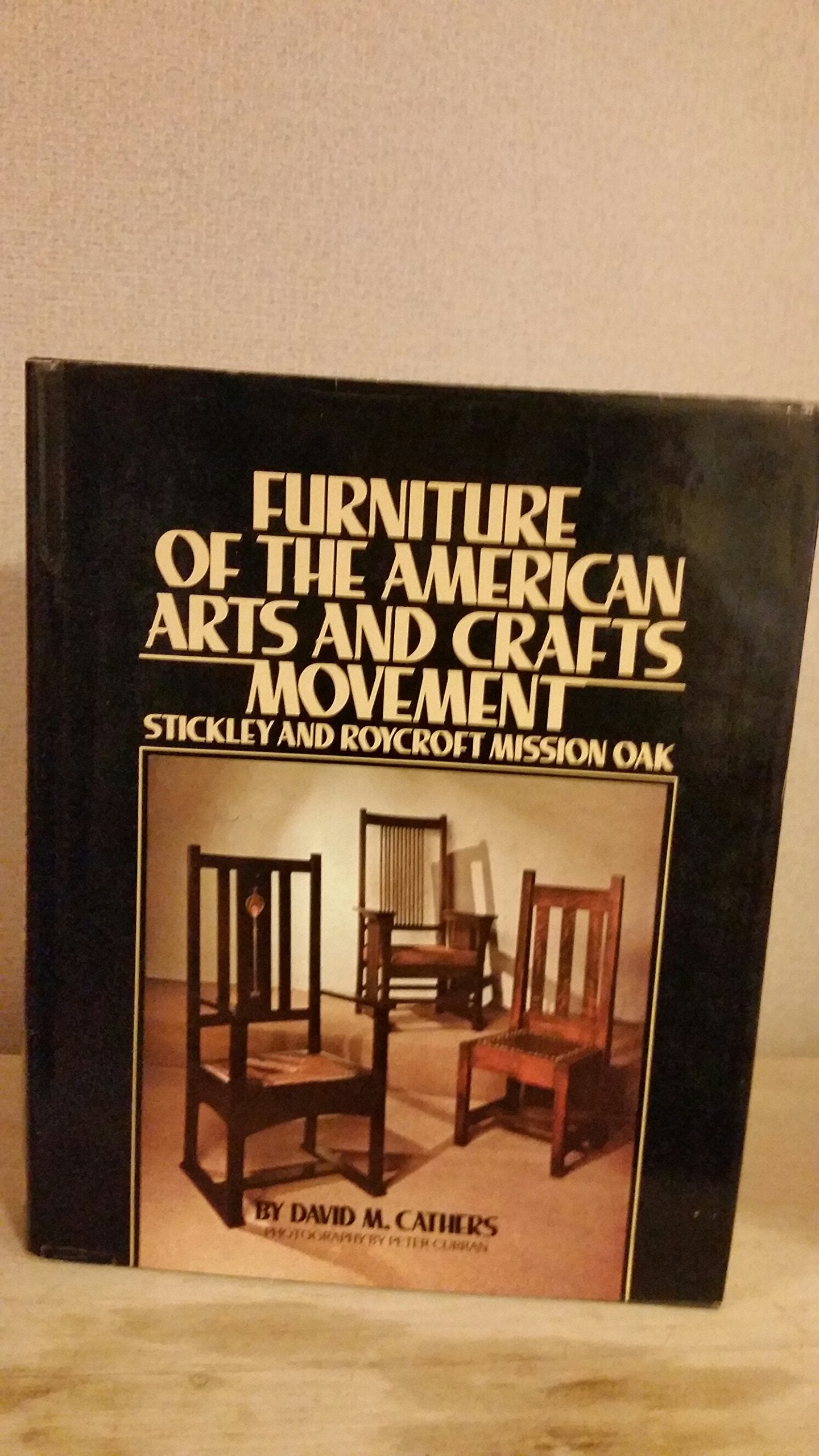 Furniture of the American Arts and Crafts Furniture Movement: Stickley and Roycroft Mission Oak Film, Art & Culture