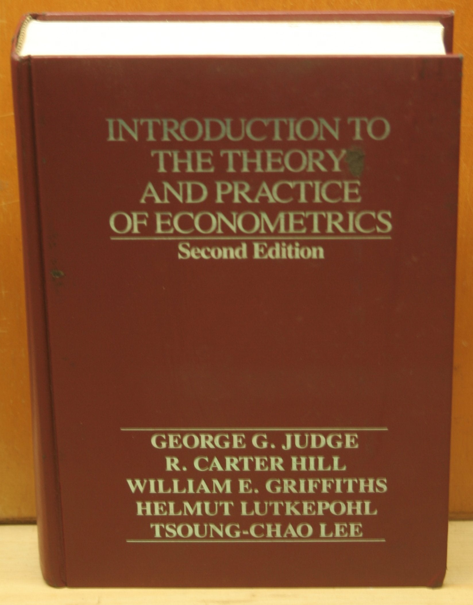 Introduction to the Theory and Practice of Econometrics Law