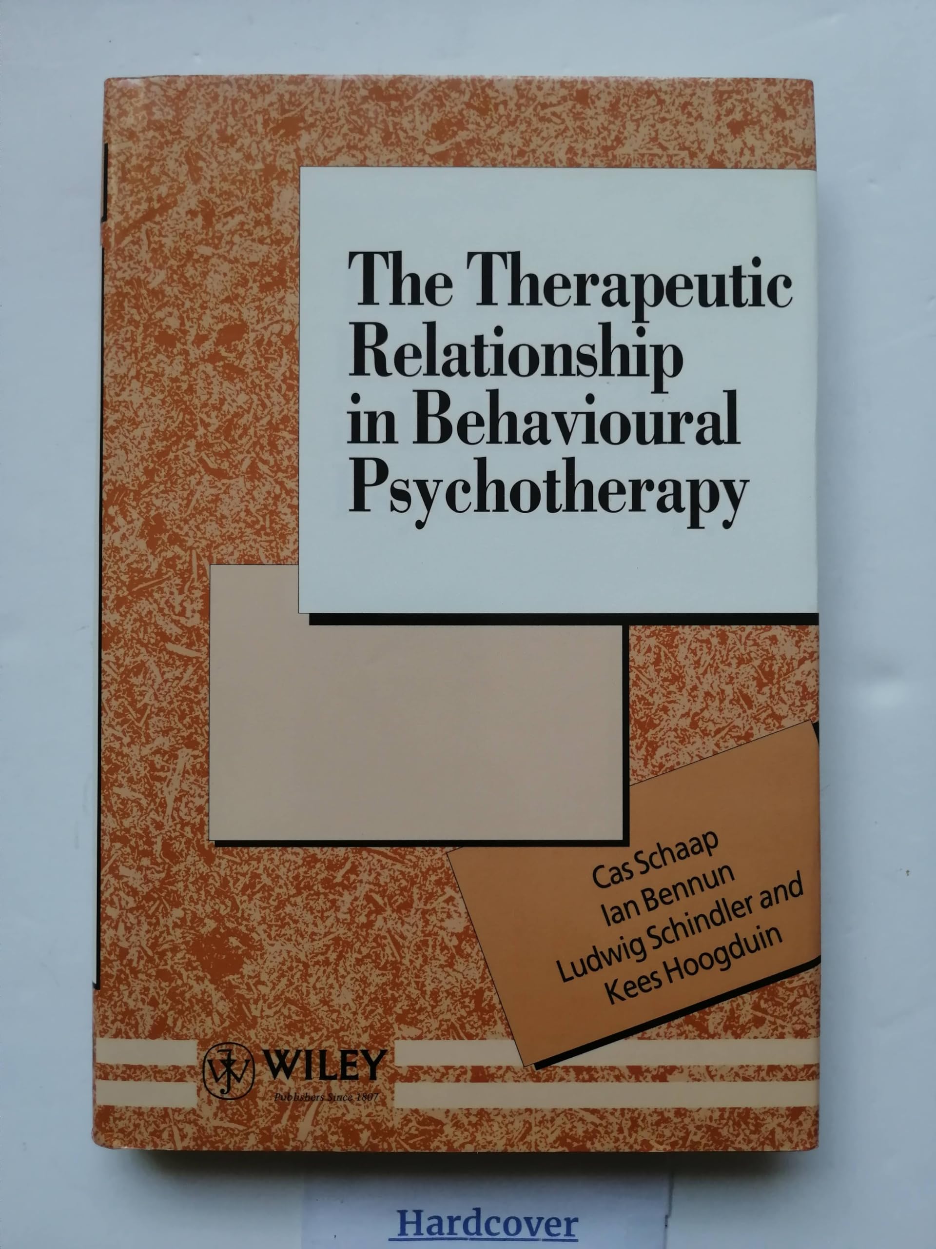 The Therapeutic Relationship in Behavioural Psychotherapy book