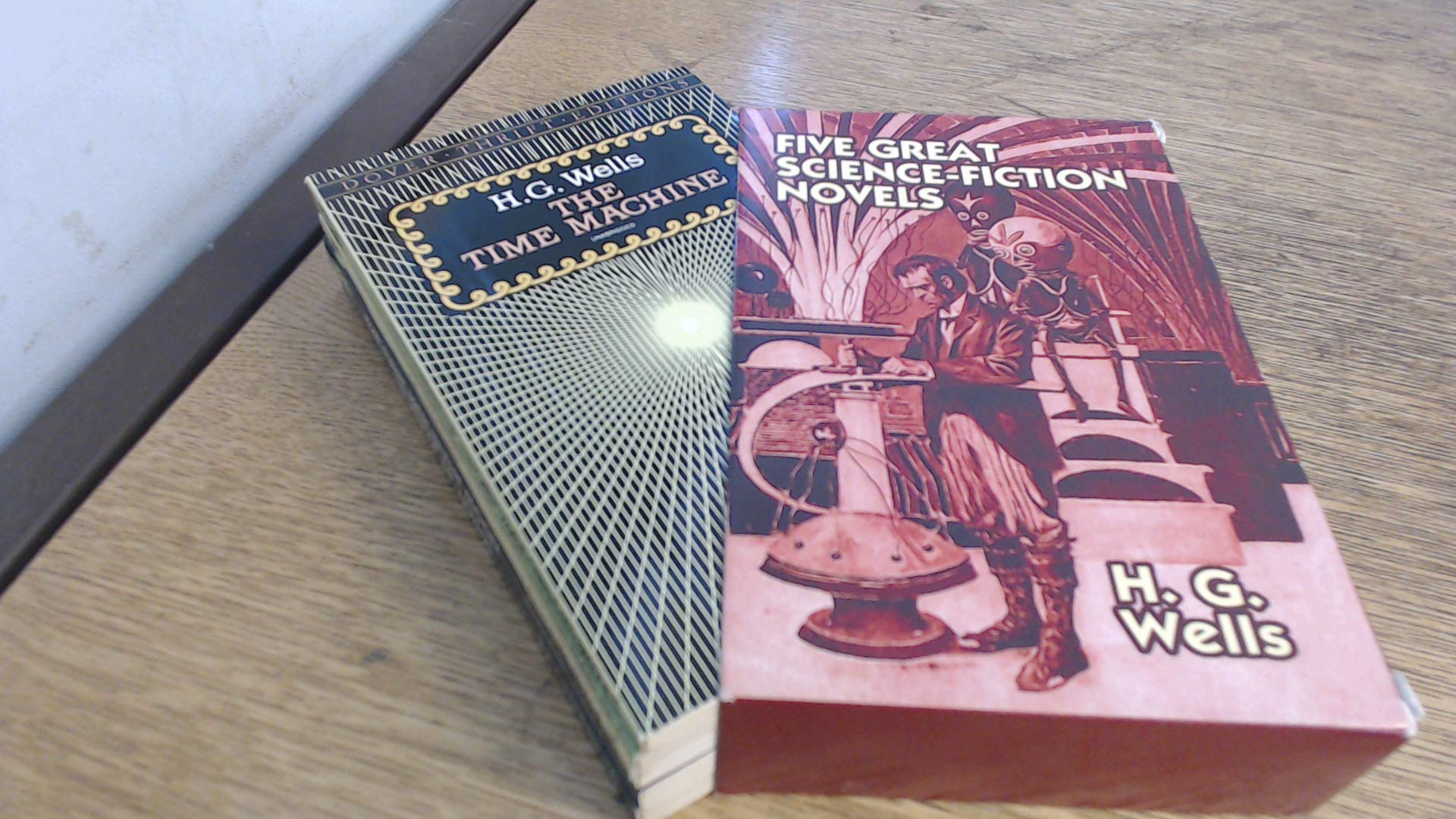 Five Great Science-fiction Novels Novels & Short Stories for children