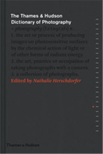 The Thames & Hudson Dictionary of Photography (Hardback) Travel