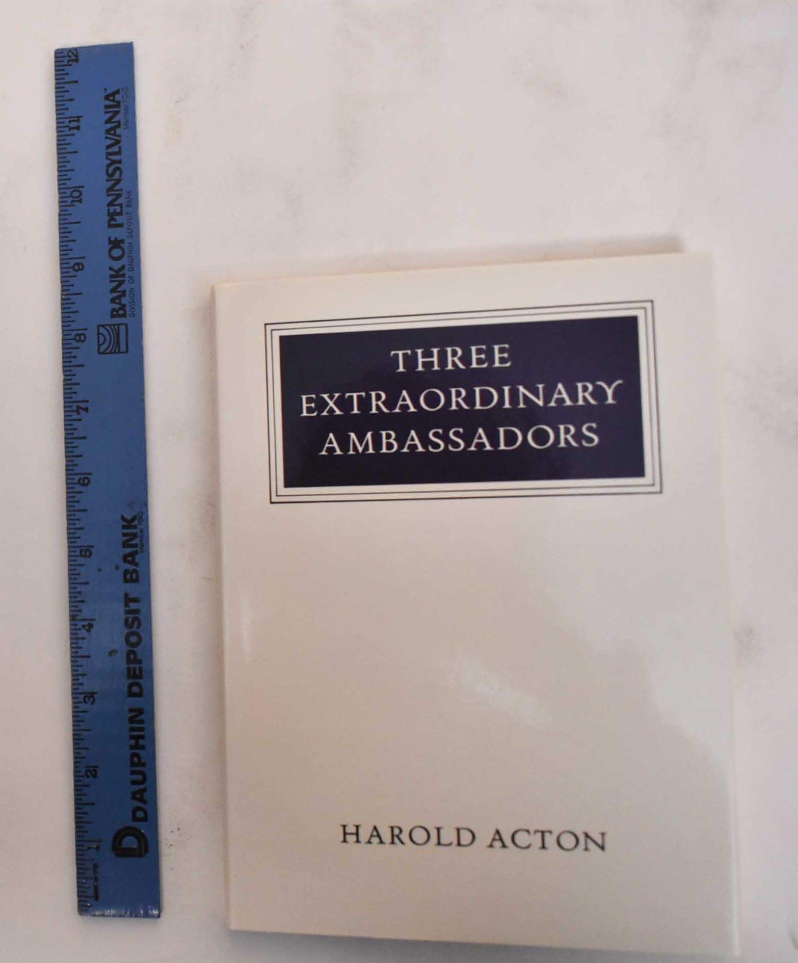Three Extraordinary Ambassadors (WALTER NEURATH MEMORIAL LECTURES, Band 15) Art & Literature