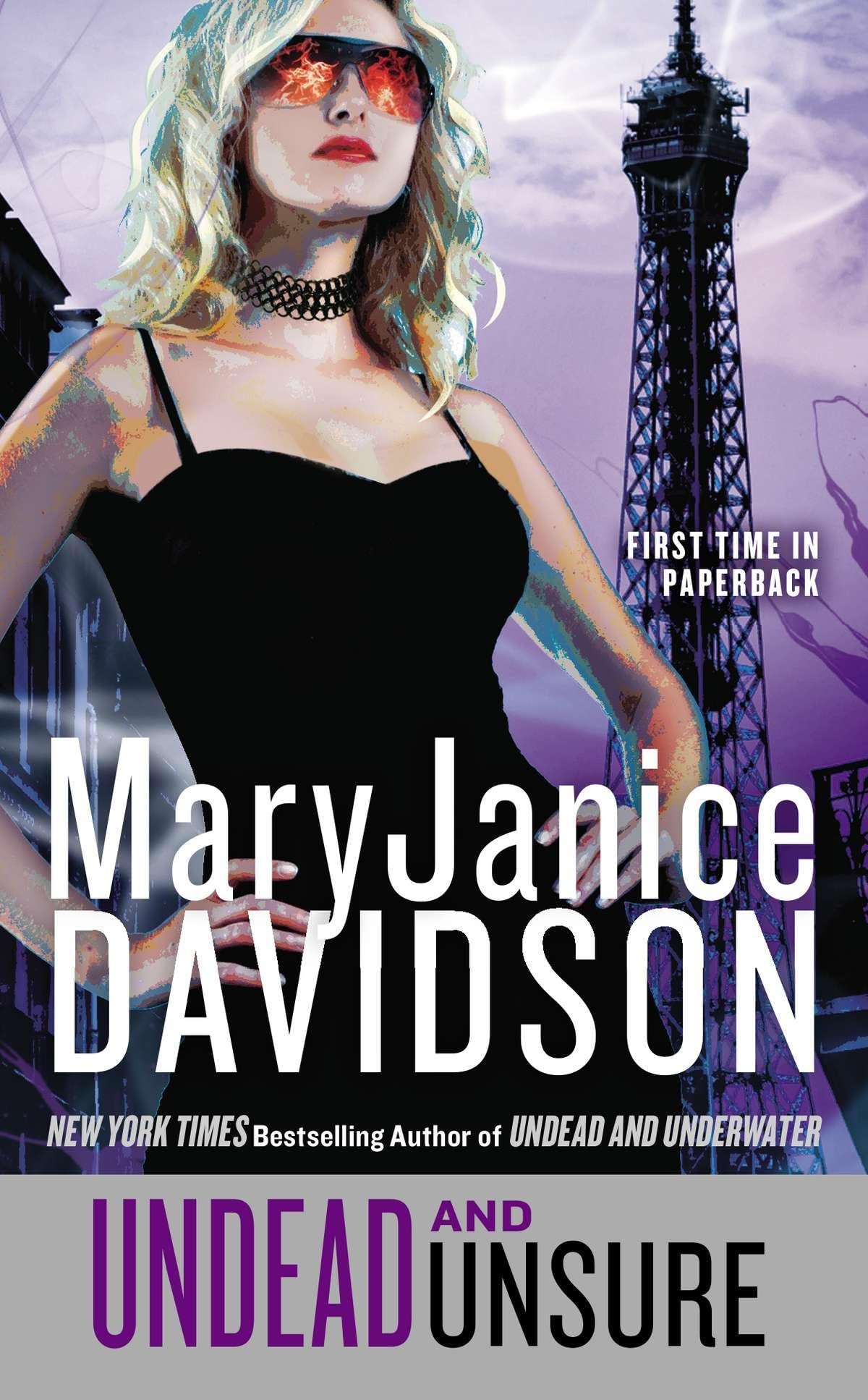 Undead and Unsure (Queen Betsy, Band 12) Horror & Mystery