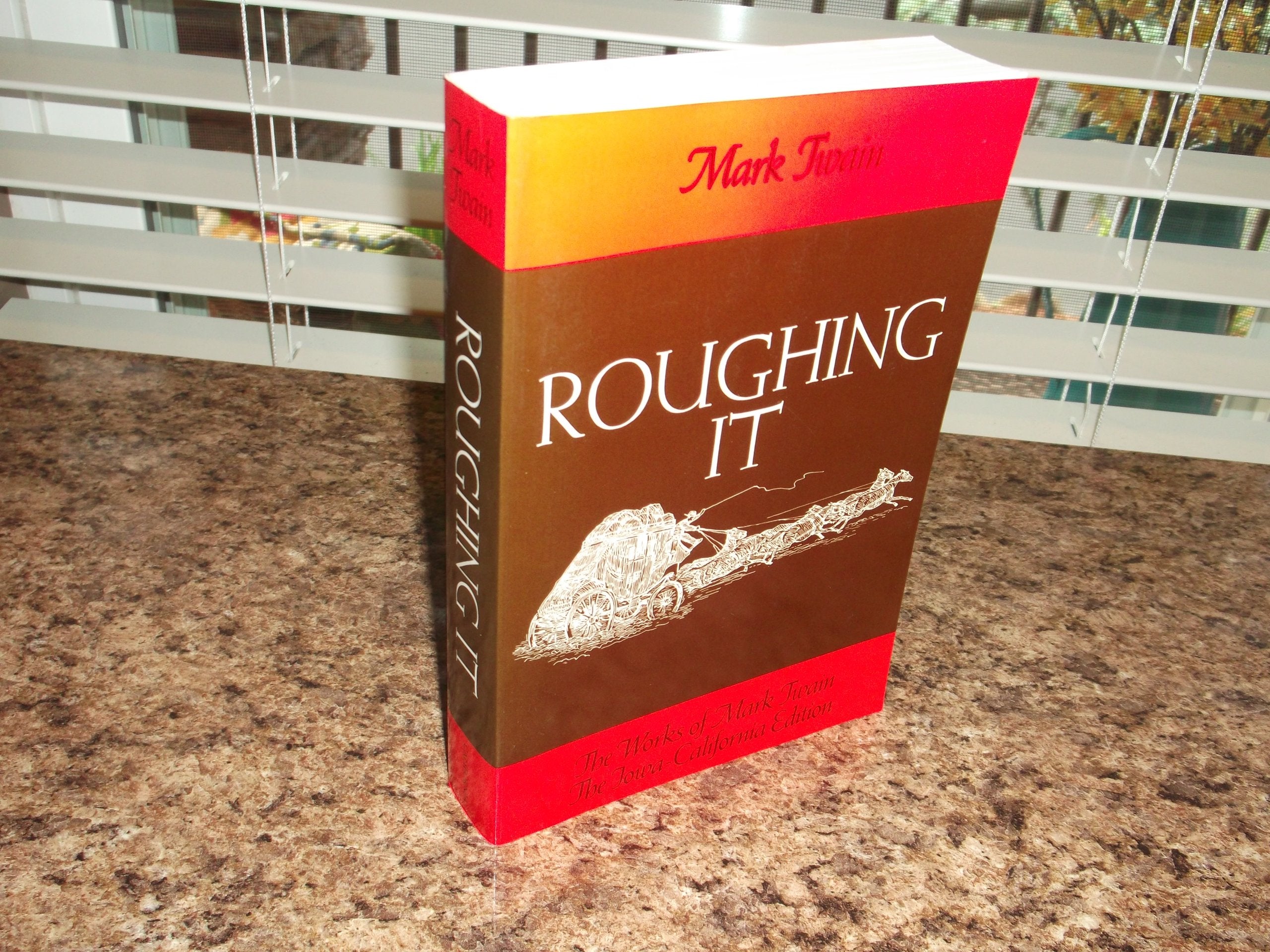 Roughing it (Centre for Editions of American Authors S.) Essays & Short Stories