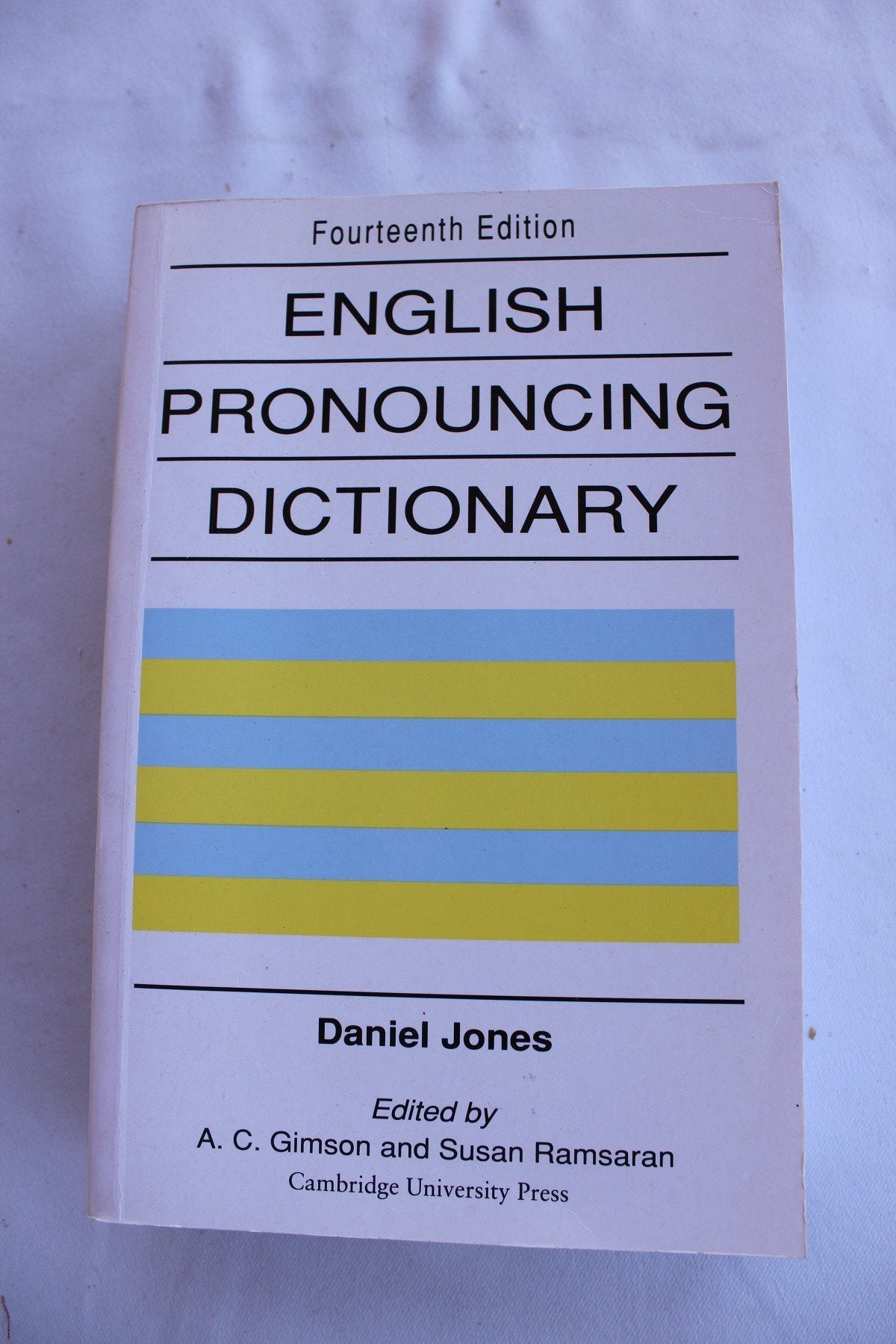 English Pronouncing Dictionary Foreign Languages ​​& Dictionaries