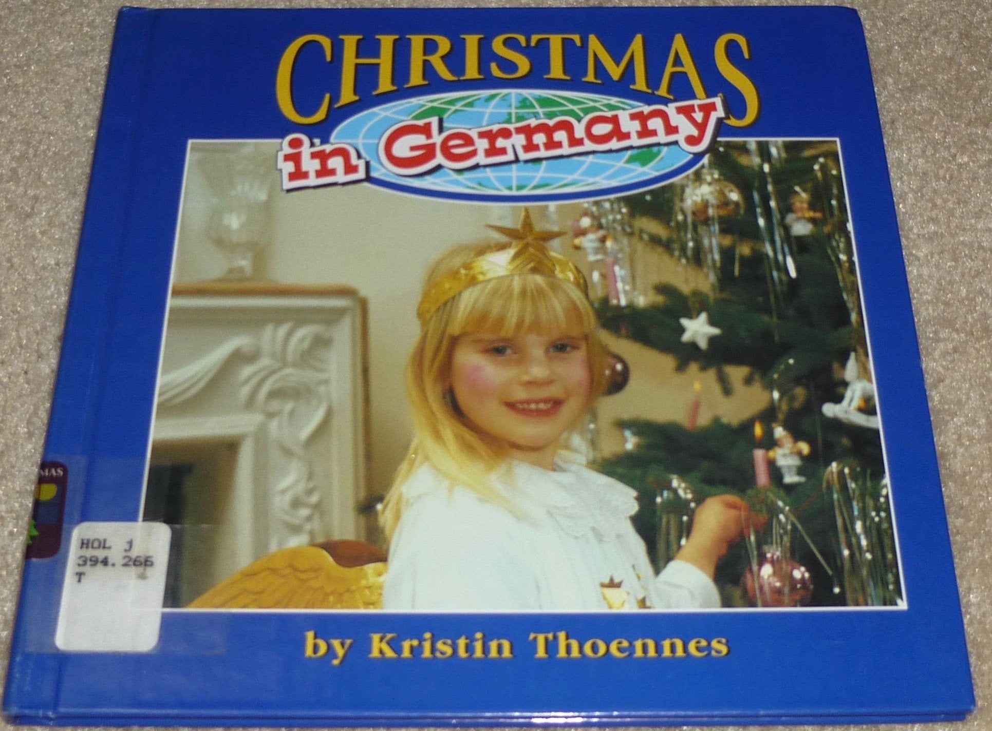 Christmas in Germany (Christmas Around the World) Non-fiction