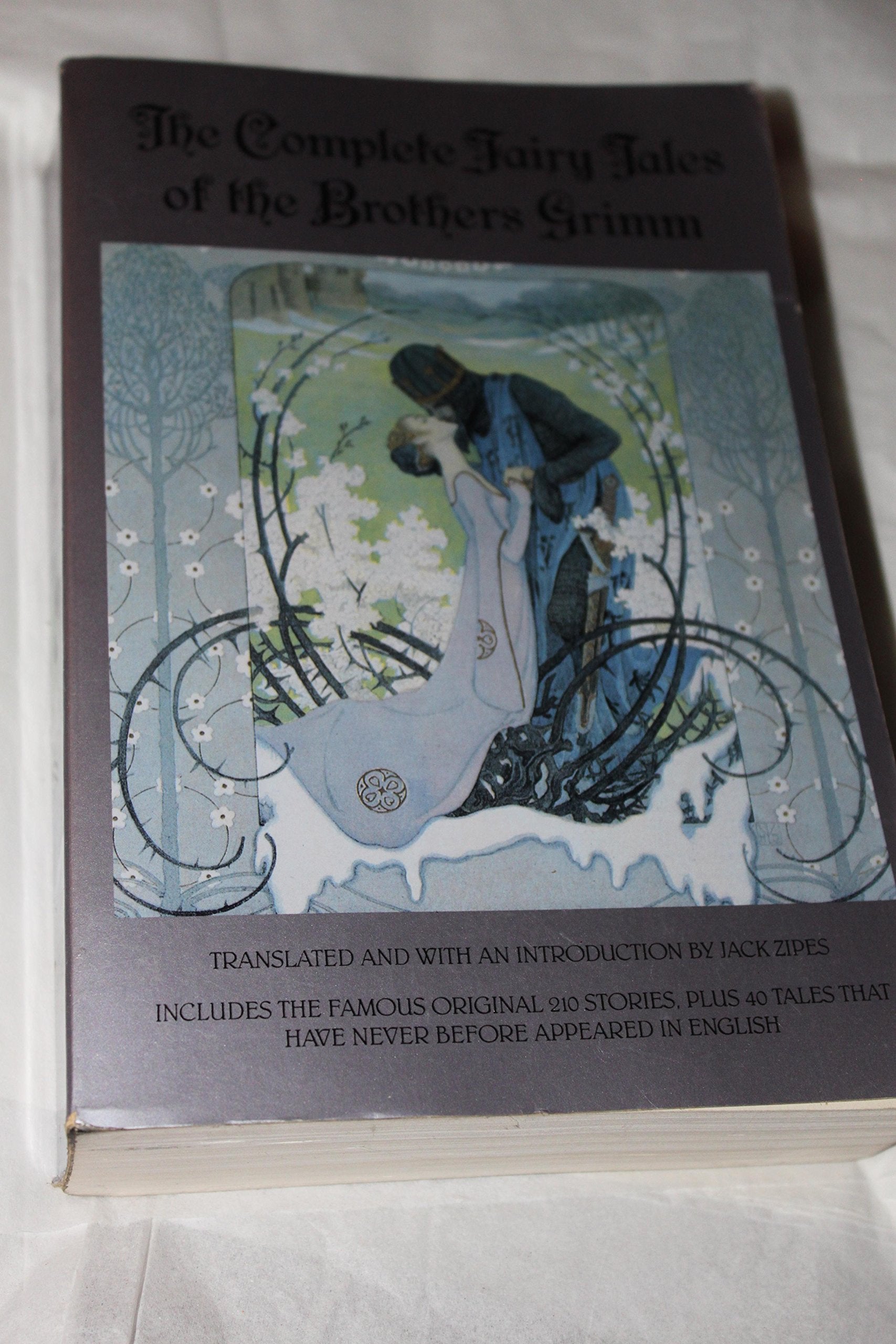 The Complete Fairy Tales of Brothers Grimm Fairy Tales & Legends