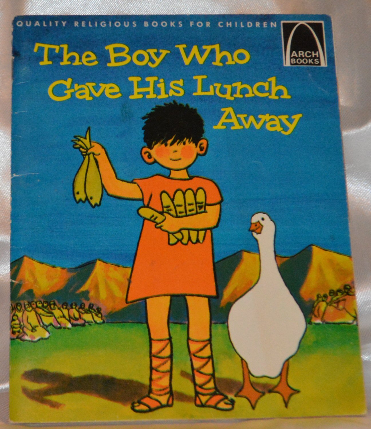 Boy Who Gave His Lunch Away (Arch Books) Novels & Short Stories