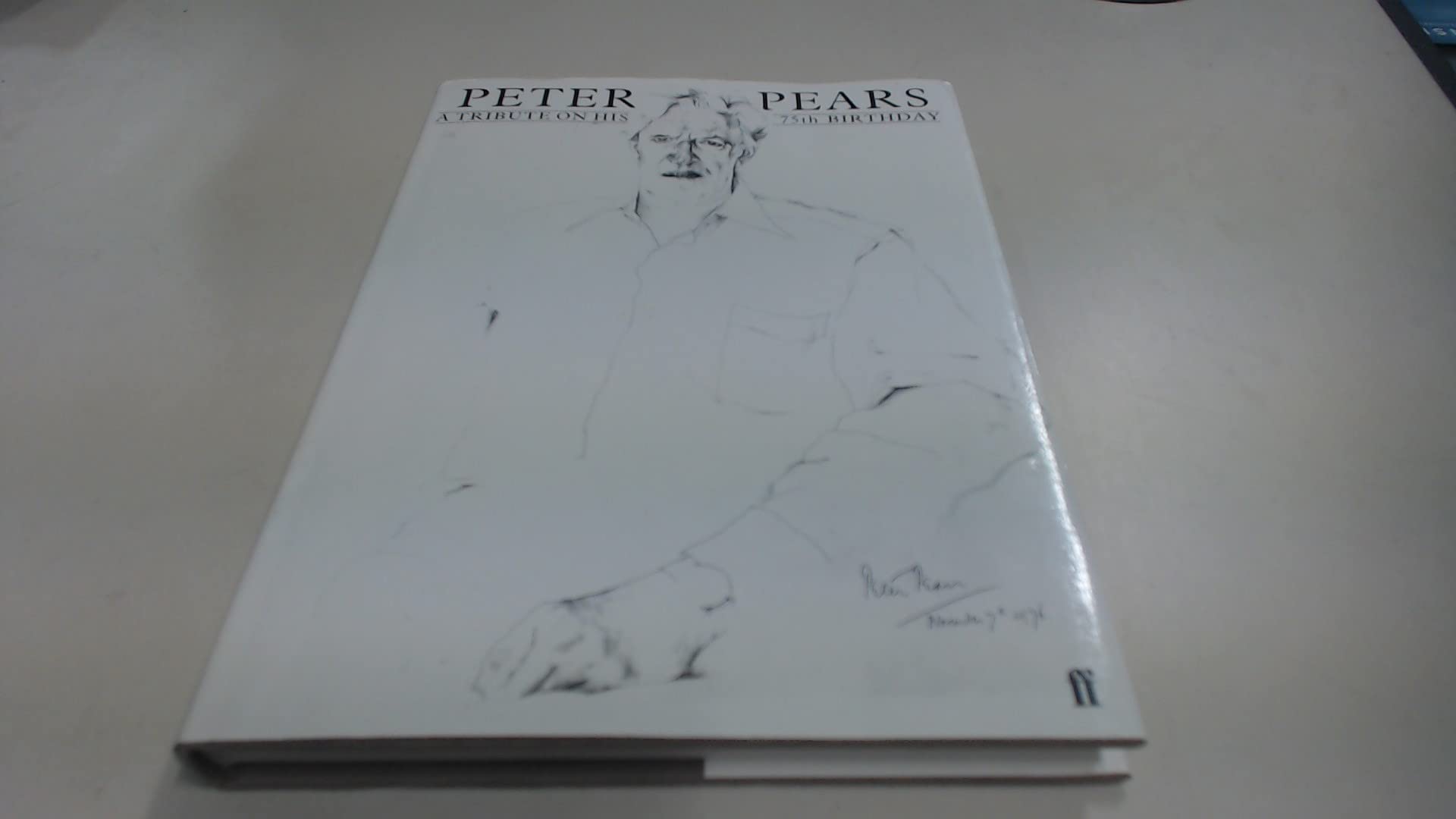 Peter Pears: A Tribute on His 75th Birthday: A Tribute on His Seventy-fifth Birthday (A Britten-Pears Library publication) Arts & Music