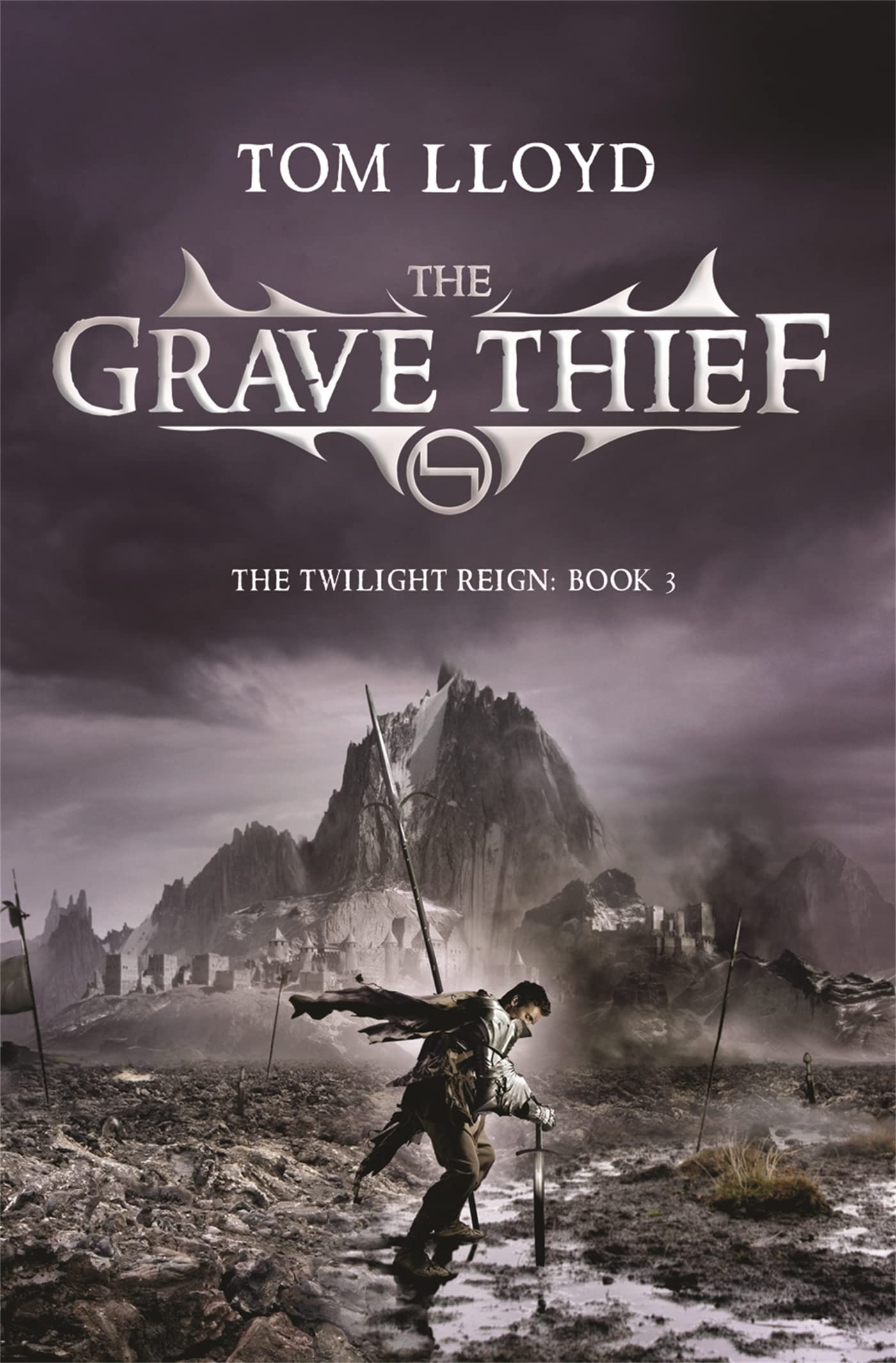The Grave Thief: Book Three of The Twilight Reign Contemporary literature