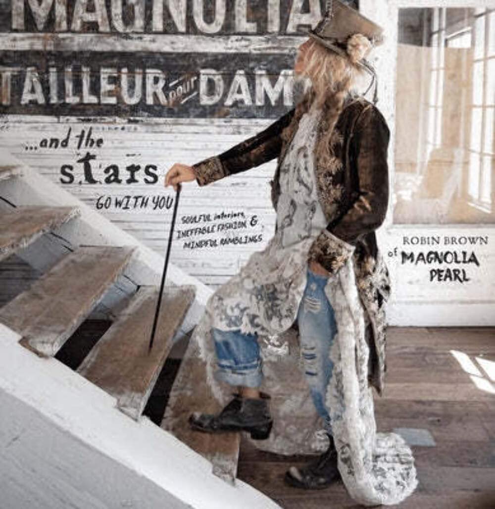 And the Stars Go with You: Soulful Interiors, Ineffable Fashion & Mindful Ramblings Social Sciences