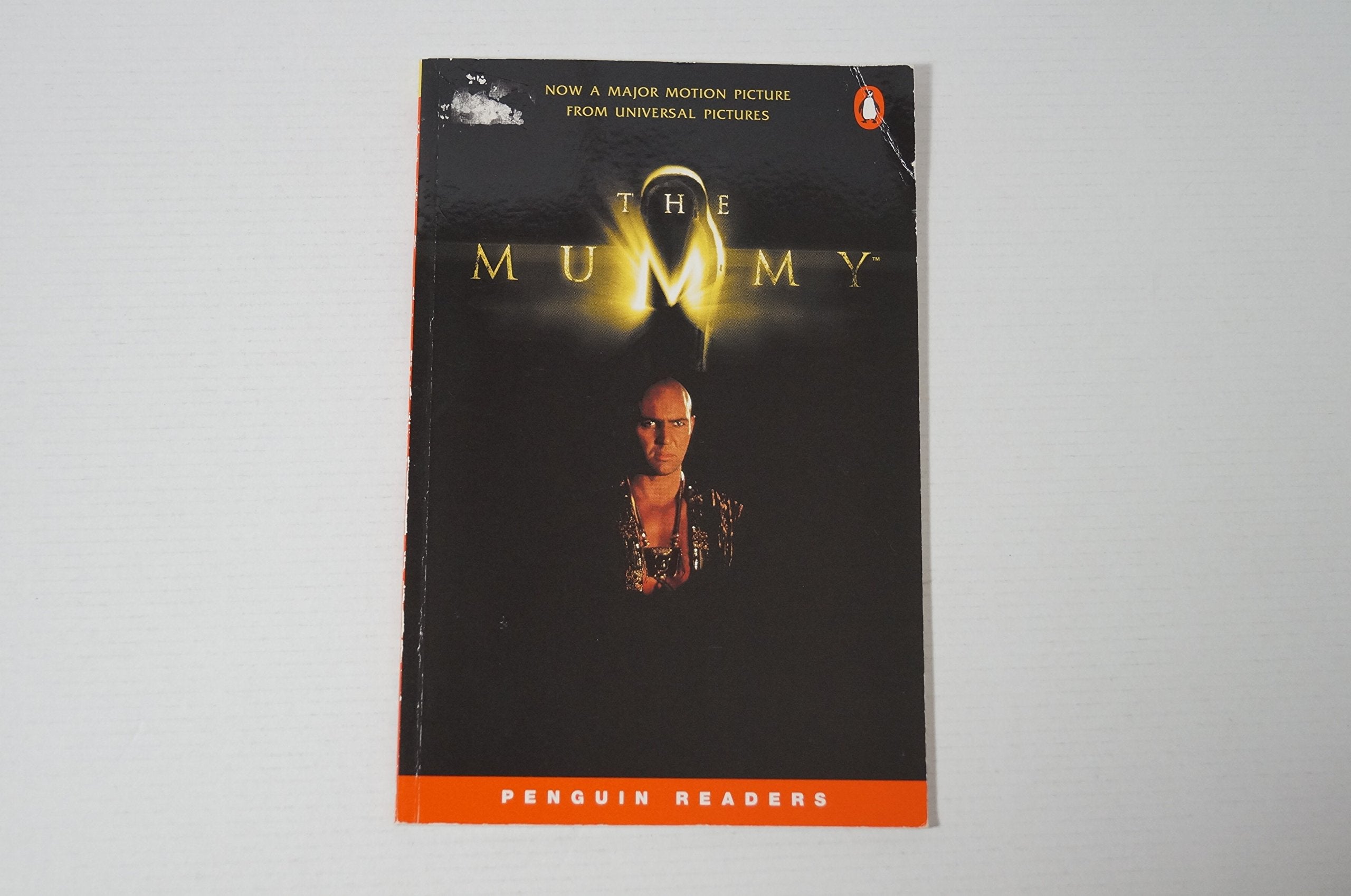 The Mummy: Based on the screenplay by Stephen Sommers. 600 words (Penguin Readers (Graded Readers)) Foreign Languages ​​& Dictionaries