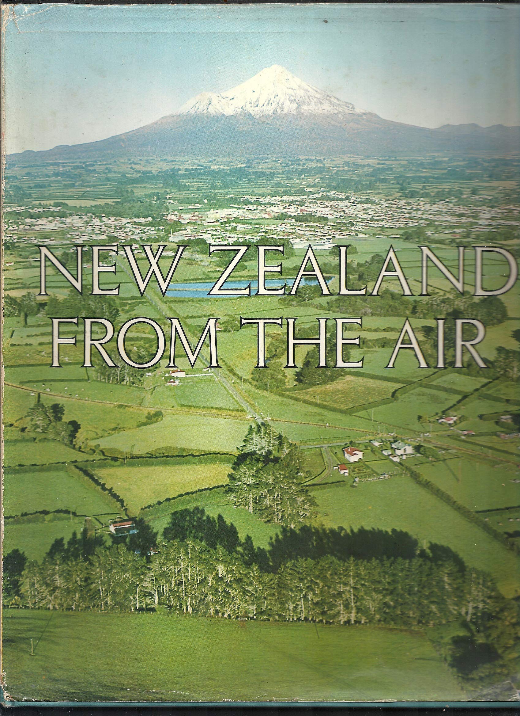 New Zealand from the Air in Colour Books